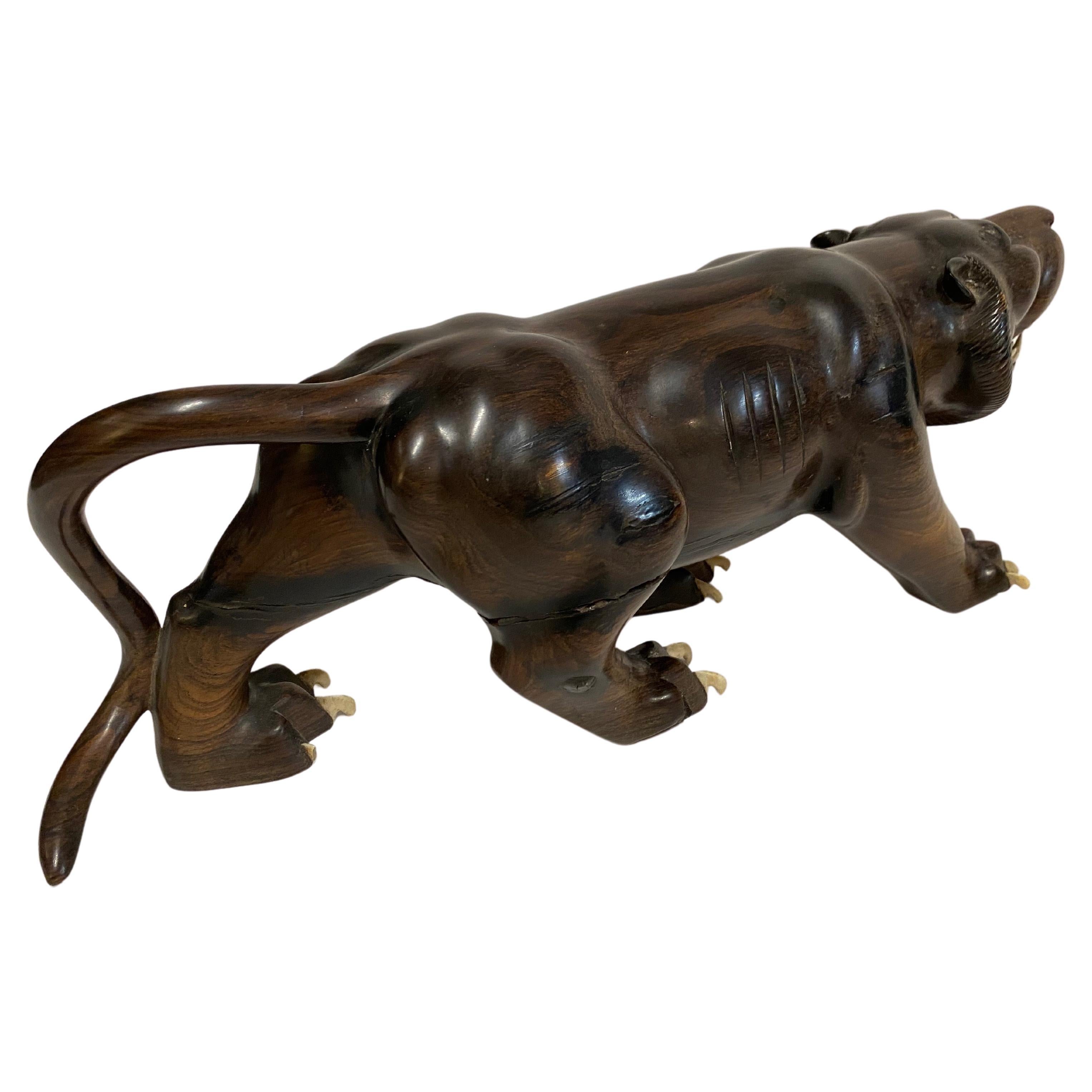 Meiji Period Carved Lion and Tiger For Sale 1