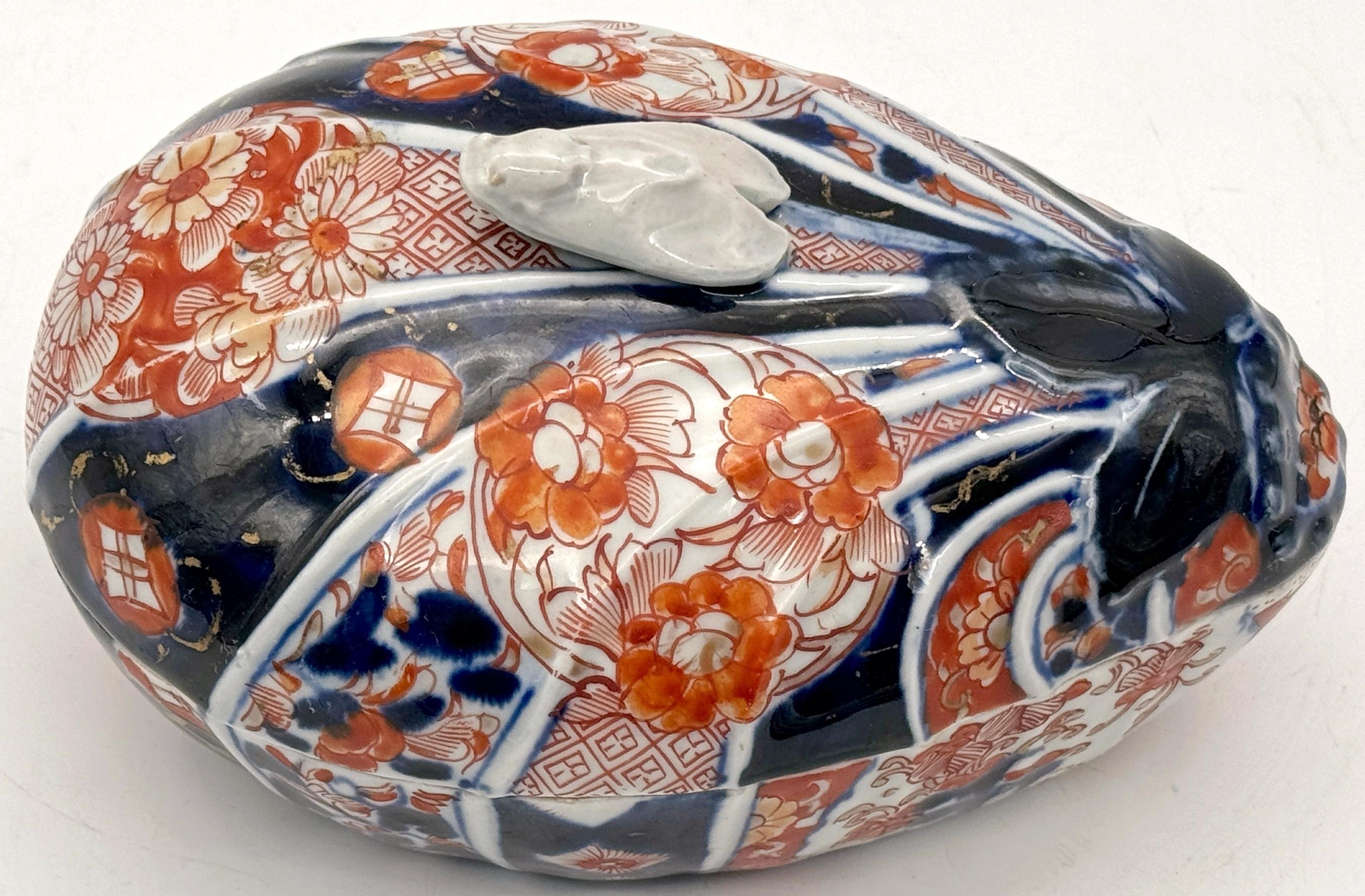 Caja en forma de calabaza Imari del Periodo Meiji con asa de polilla, de Fukagawa Esmaltado en venta
