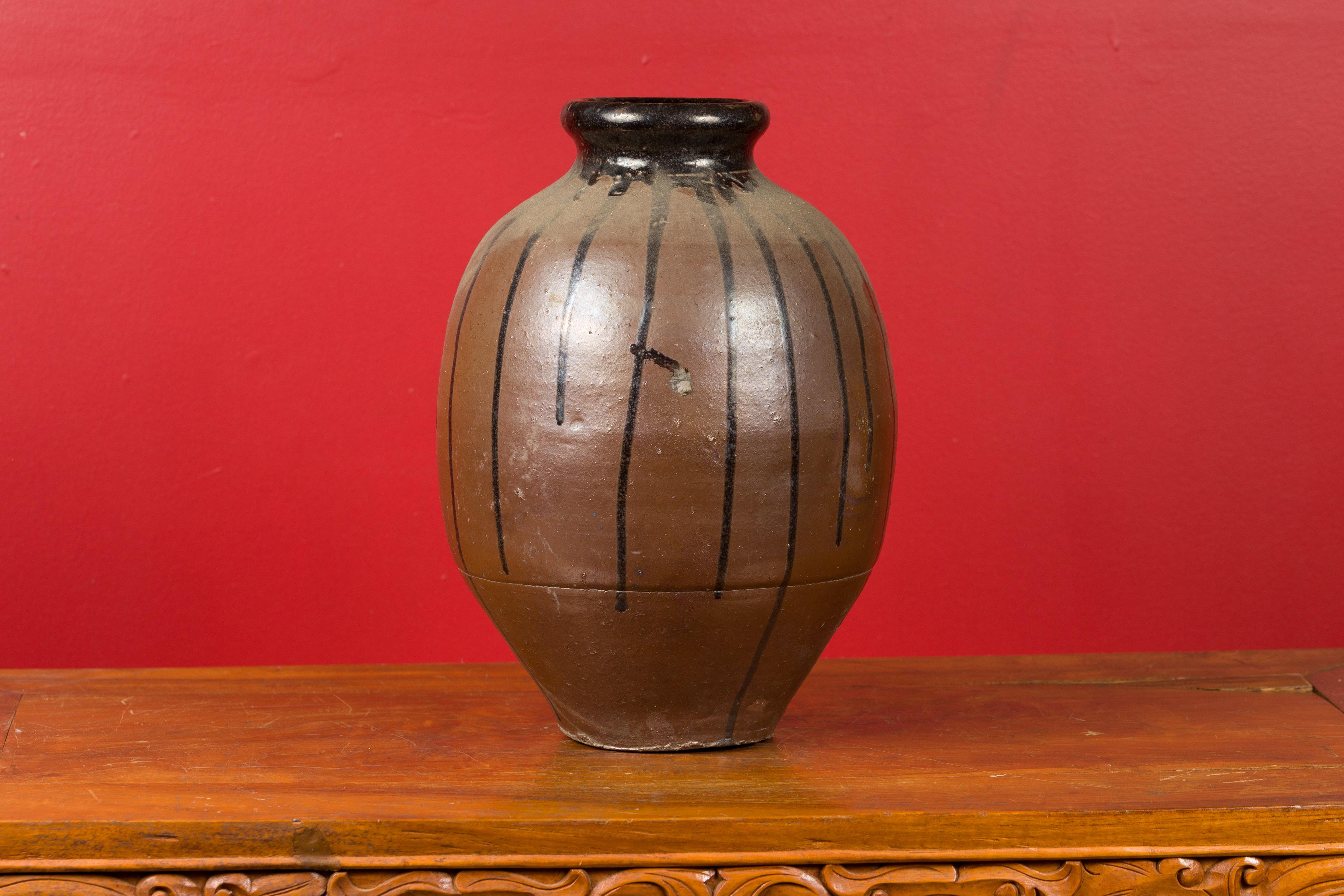 Meiji Period Japanese 19th Century Vase with Brown and Black Patina In Good Condition In Yonkers, NY