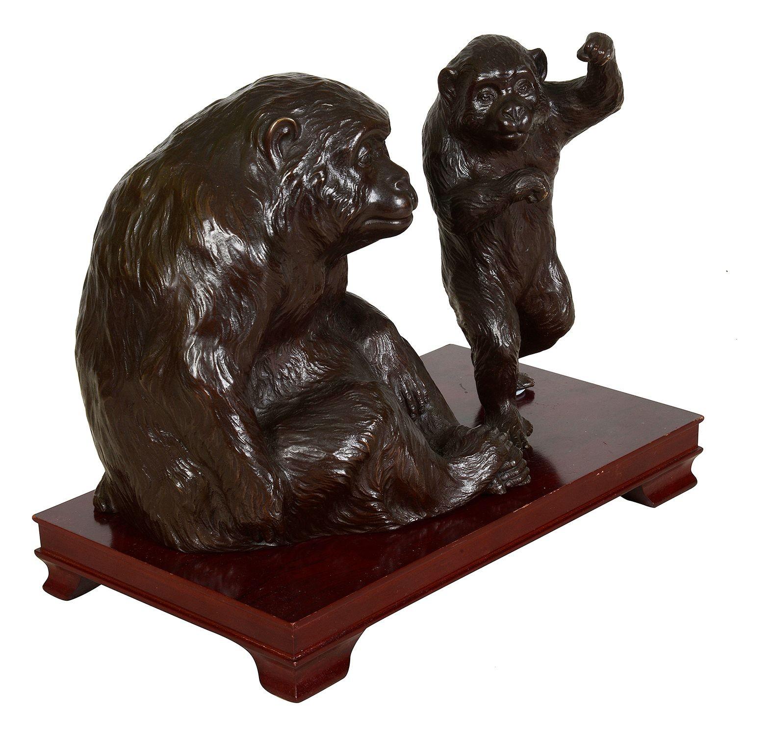 Patiné Singes japonais en bronze de la période Meiji. en vente