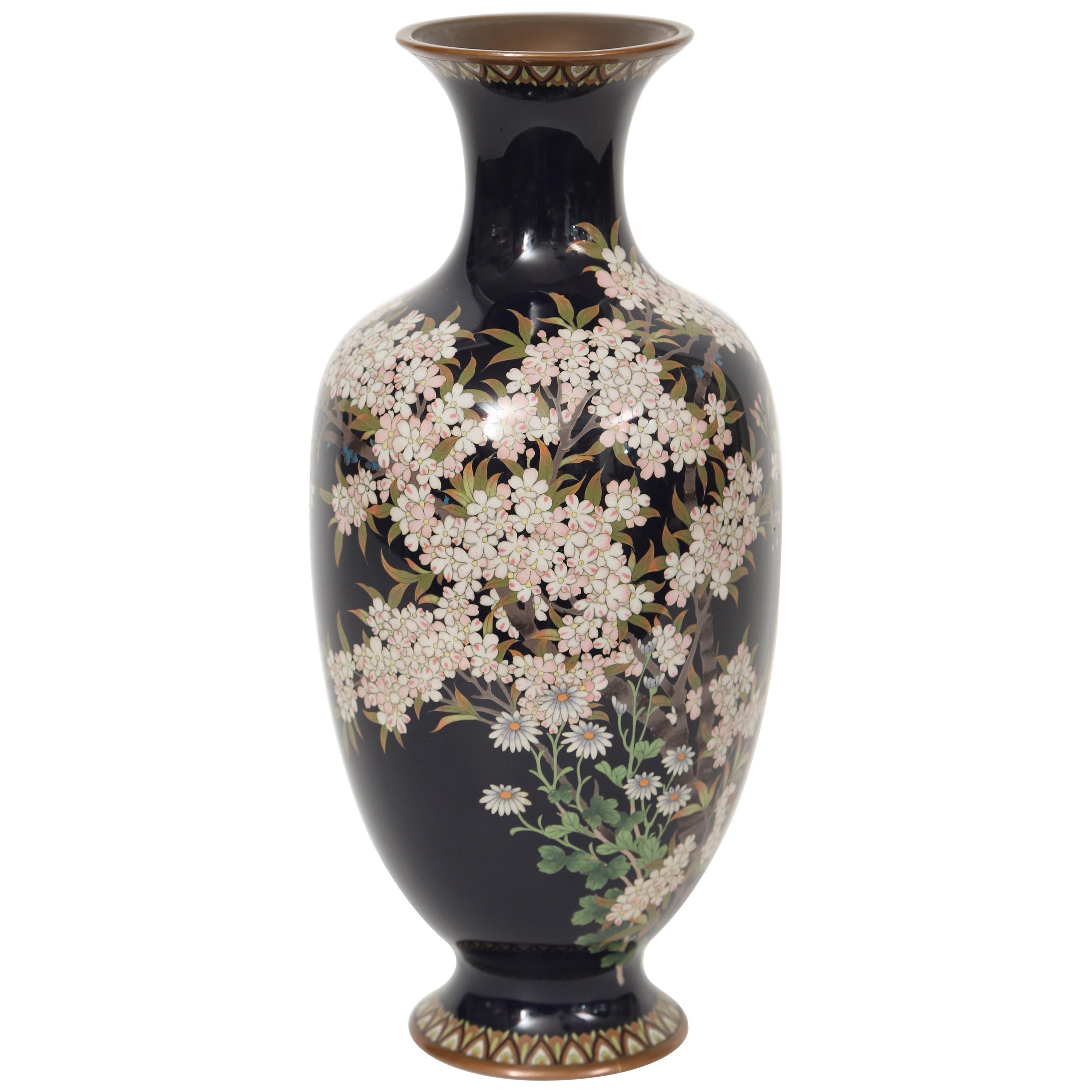  Meiji Period Japanese cloisonné Vase