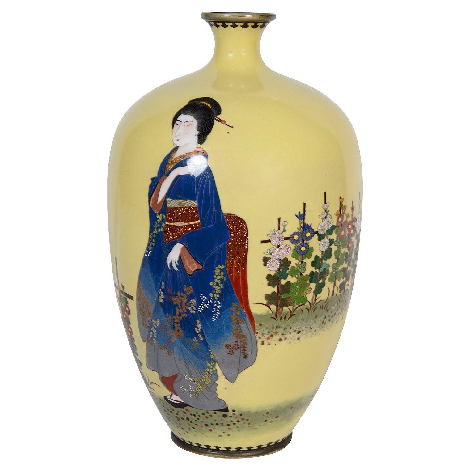 Meiji period Japanese Cloisonné vase. For Sale