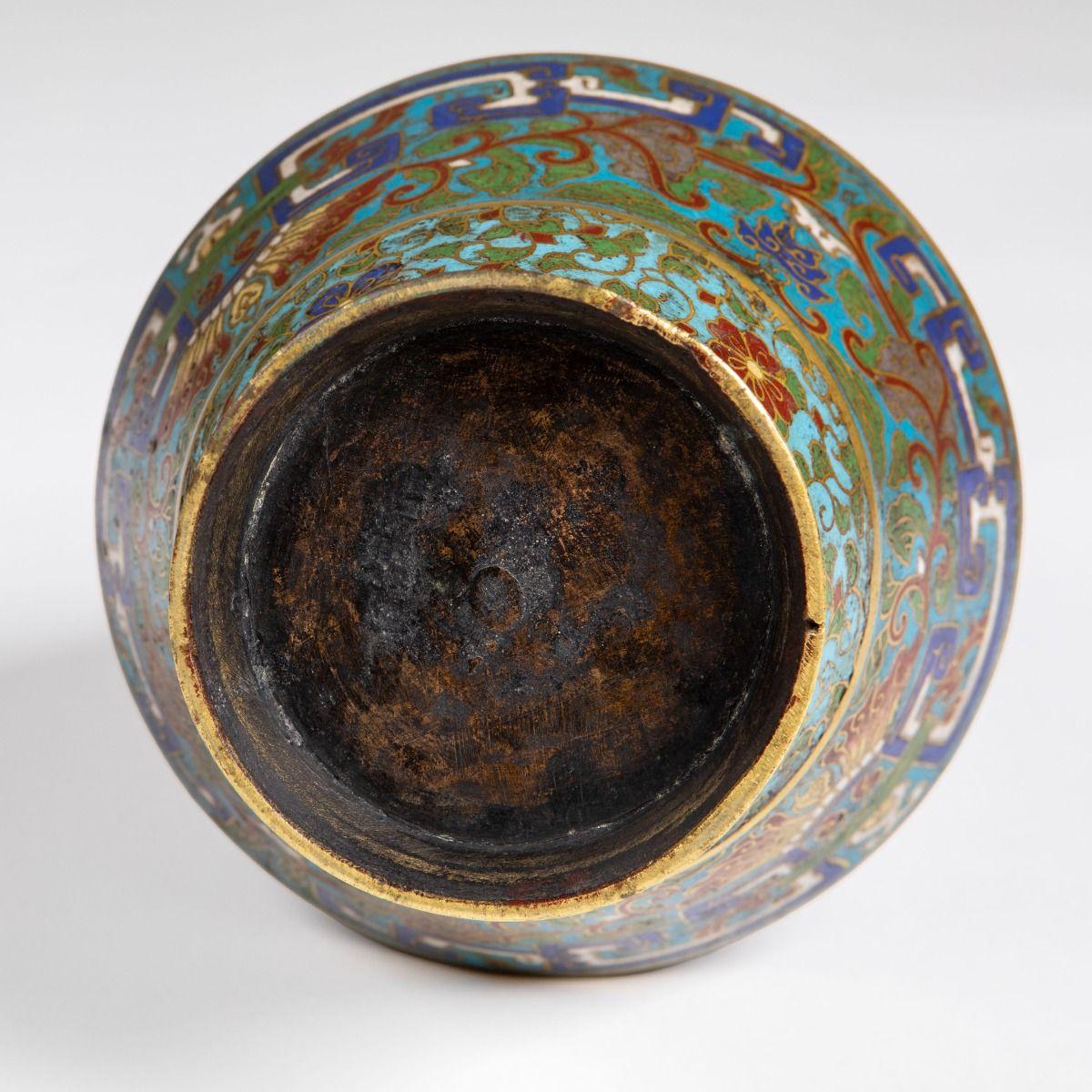 Meiji Period Japanese Cloisonné Vase with Polychrome Enamel For Sale 6