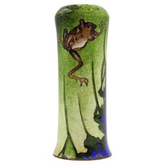 Meiji Period Japanese Ginbari Frog Vase