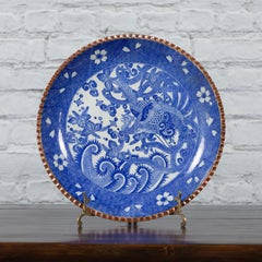 Plato Japonés de Transferencia Igezara del Periodo Meiji con Motivos de Fénix y Follaje