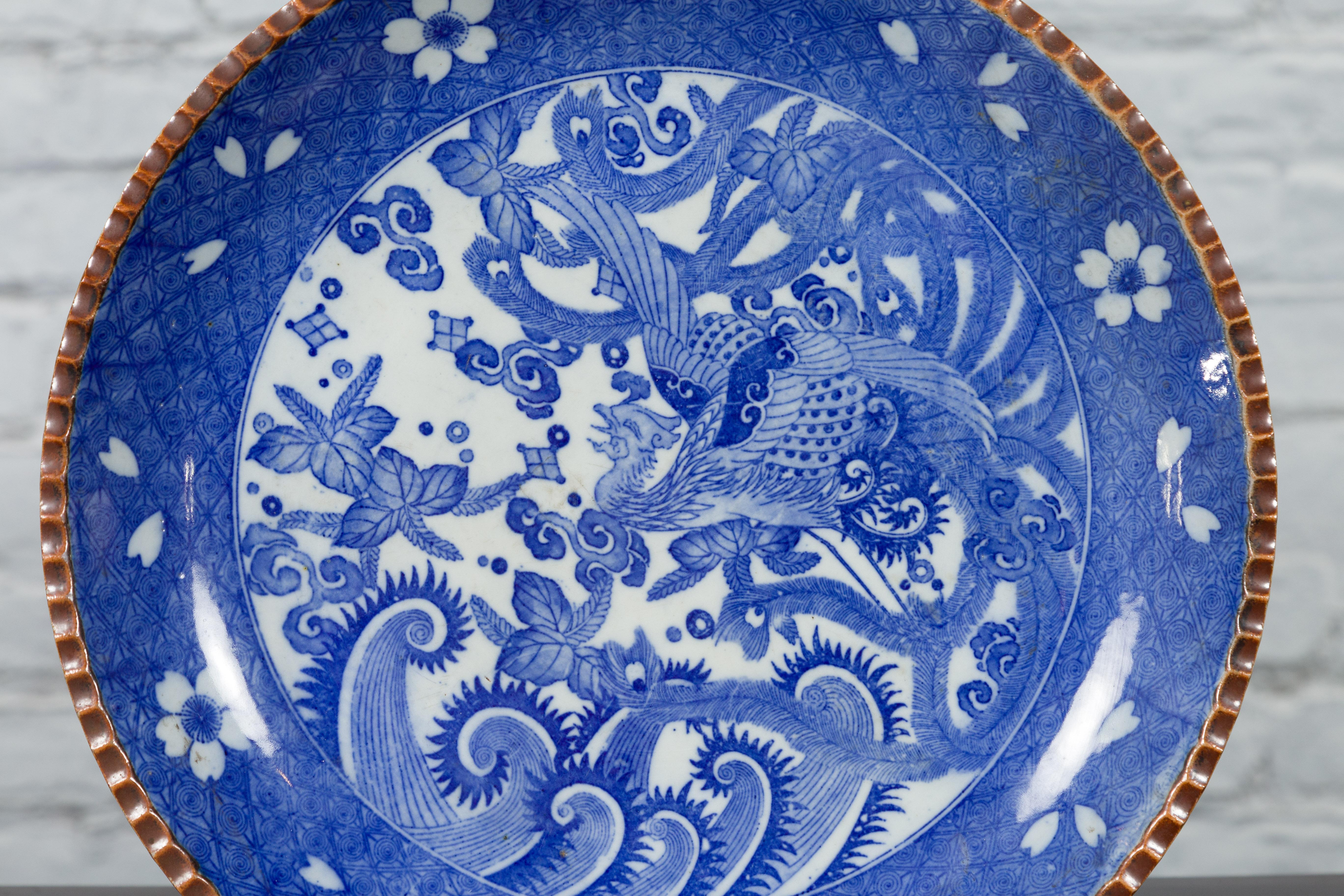 Meiji Period Japanese Igezara Transferware Plate with Phoenix and Foliage Motifs In Good Condition For Sale In Yonkers, NY