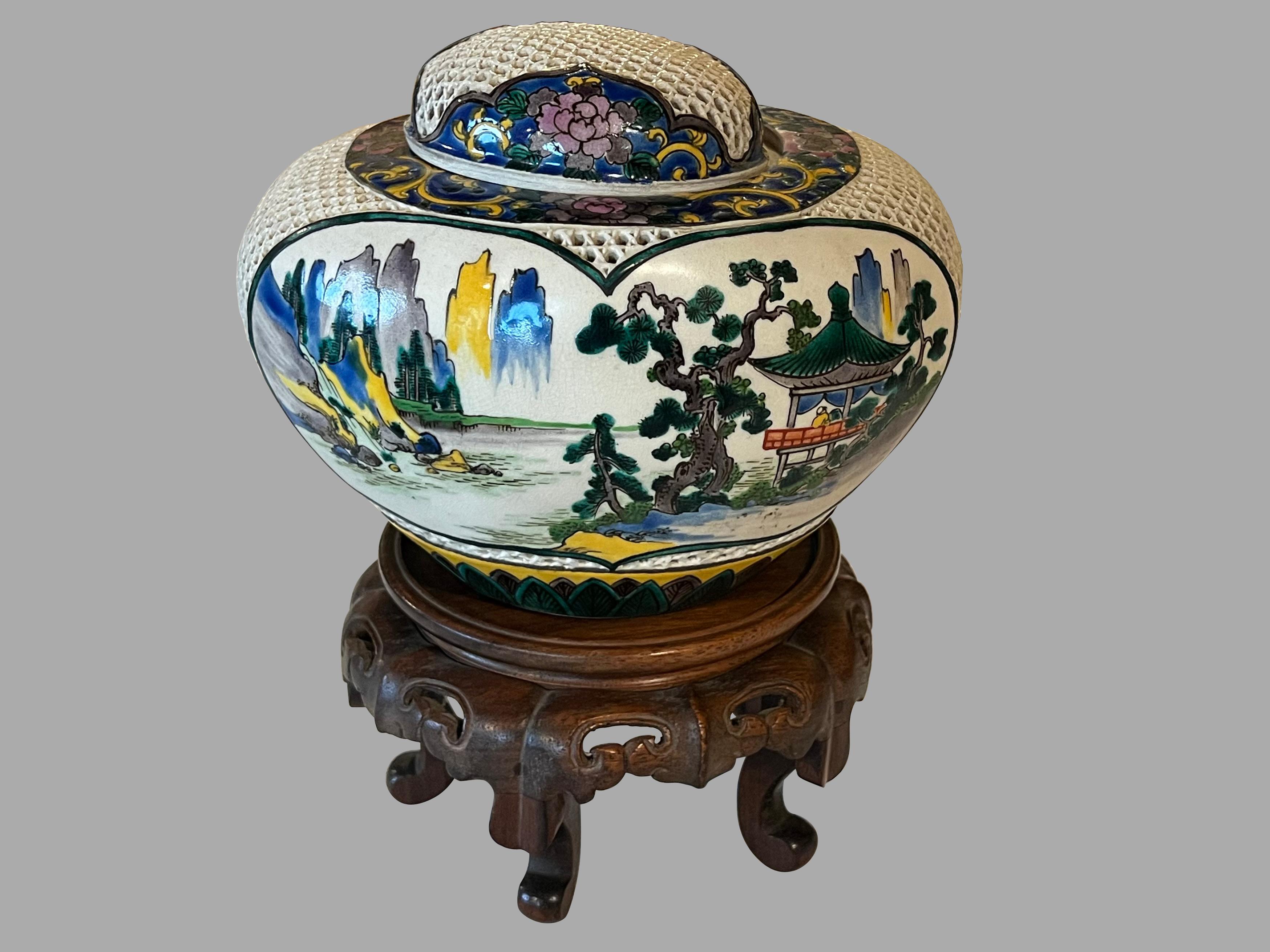 20th Century Meiji Period Japanese Kutani Censer Decorated with Figures In Exotic Landscape For Sale