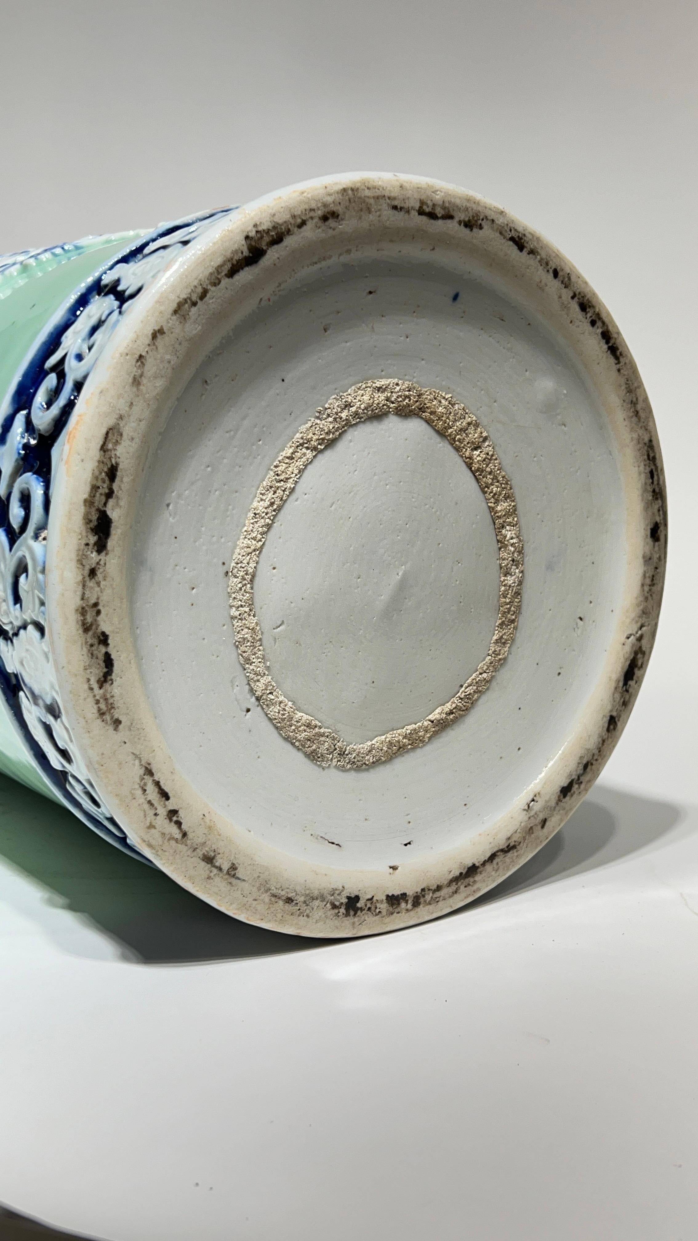 Periodo Meiji  Japonés  Paragüero de porcelana en venta 6