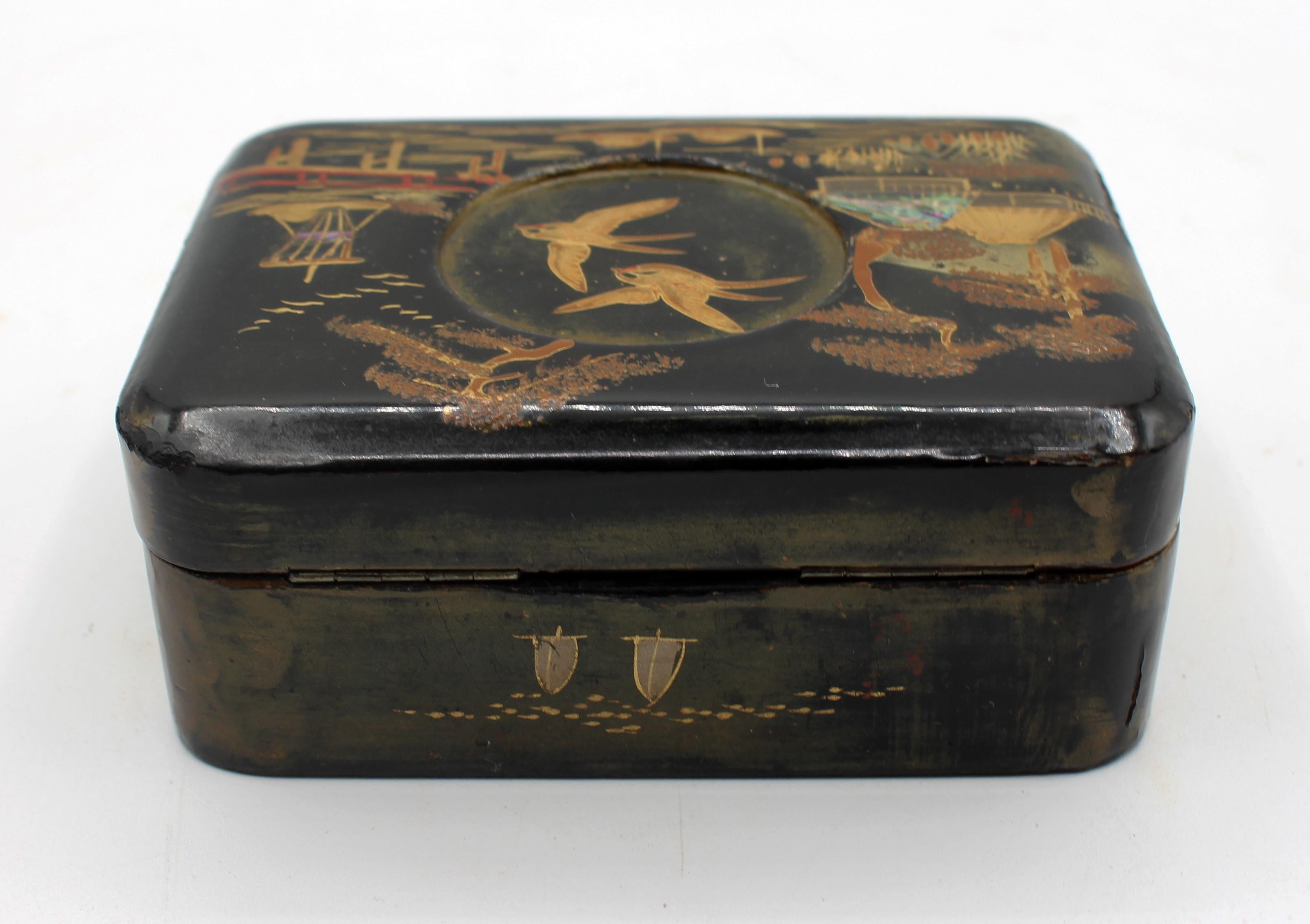 Japanese Meiji Period Lacquer Box For Sale