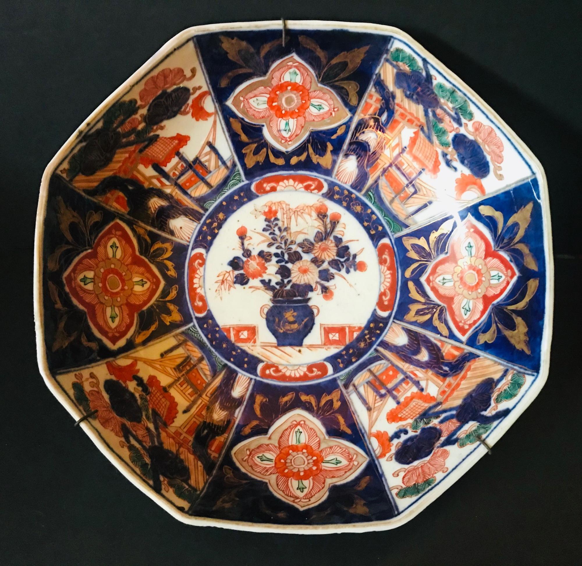 Meiji Period Large Japanese Imari Bowl Centerpiece For Sale 5