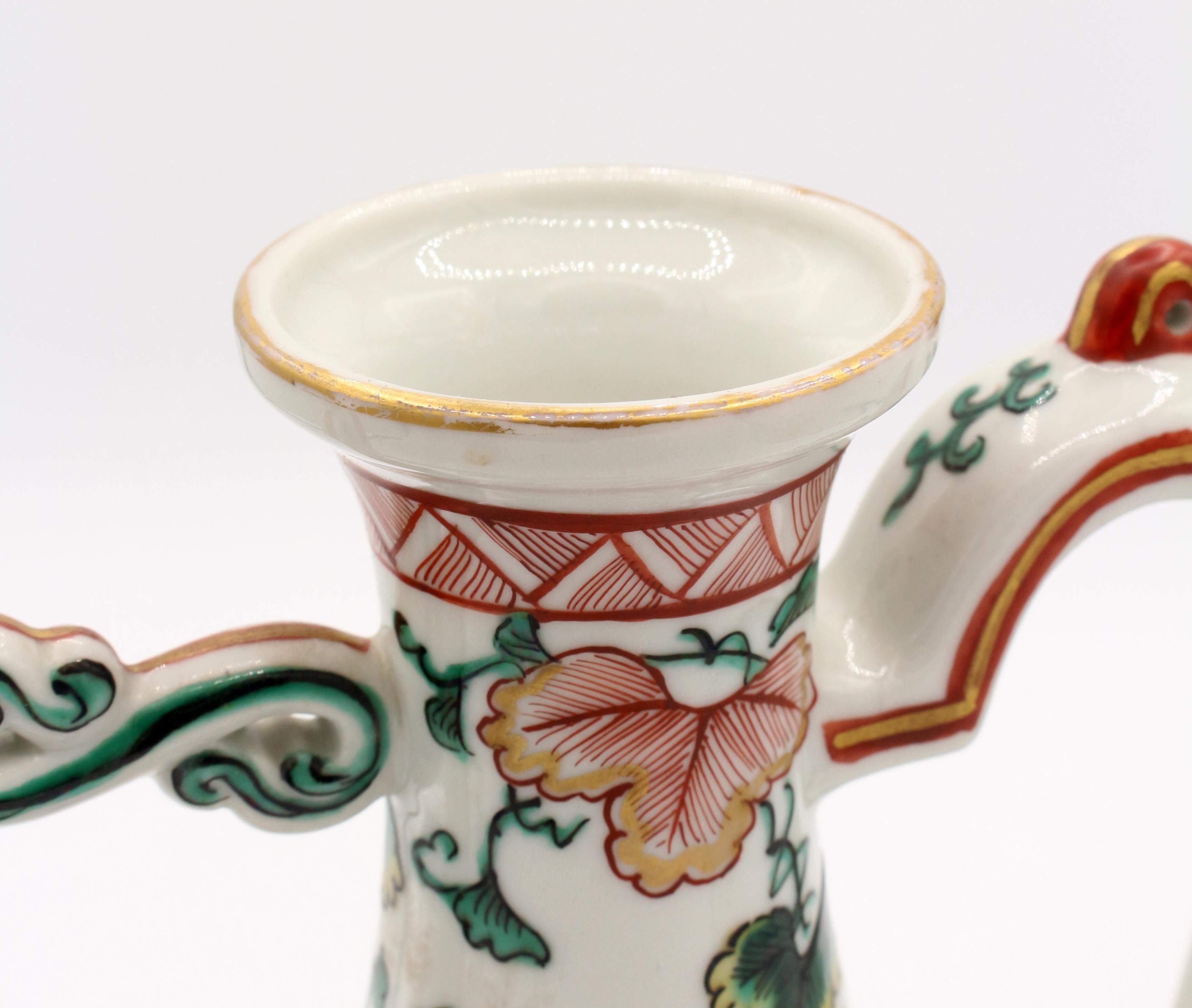 Meiji Period Porcelain Wine Ewer For Sale 3