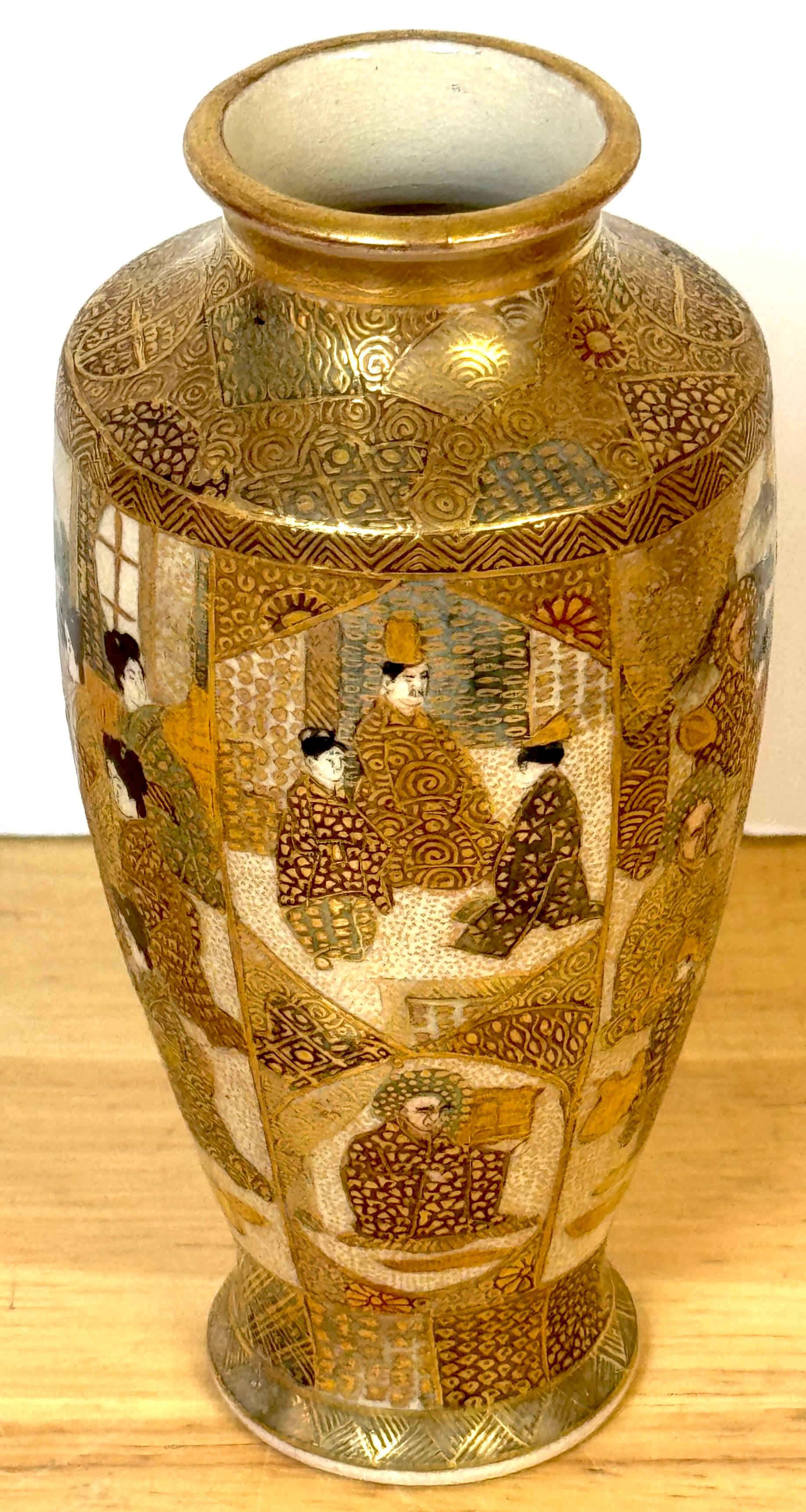 Vaso e supporto per immortale e geisha del periodo Meiji di Satsuma smaltato e dorato di Kozan Zo in vendita 5