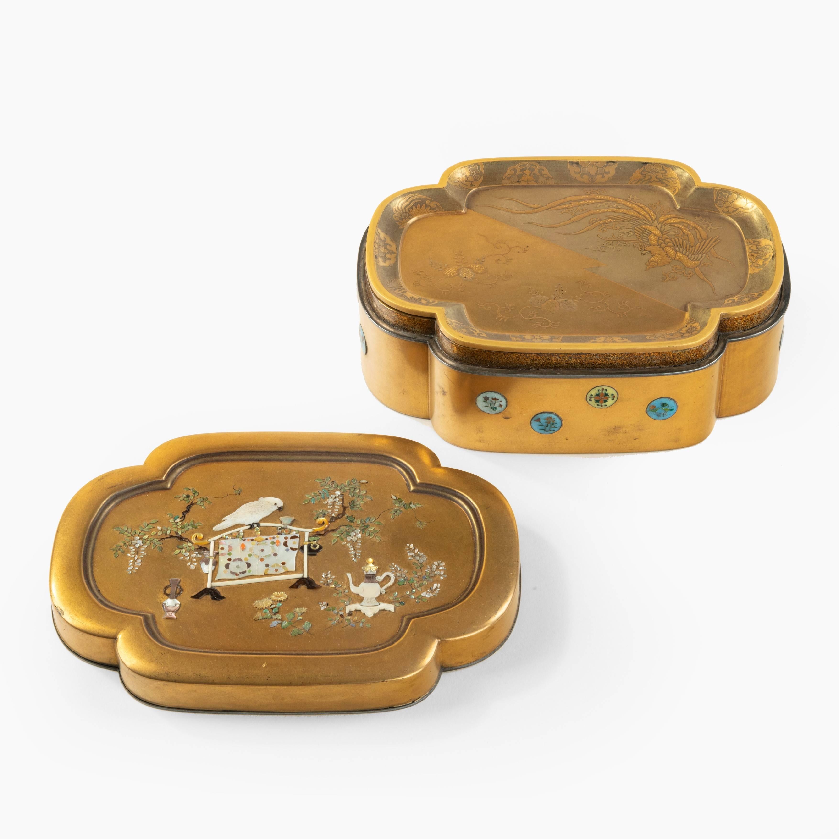 Meiji Period Shibayama and Gold Lacquer Box 1