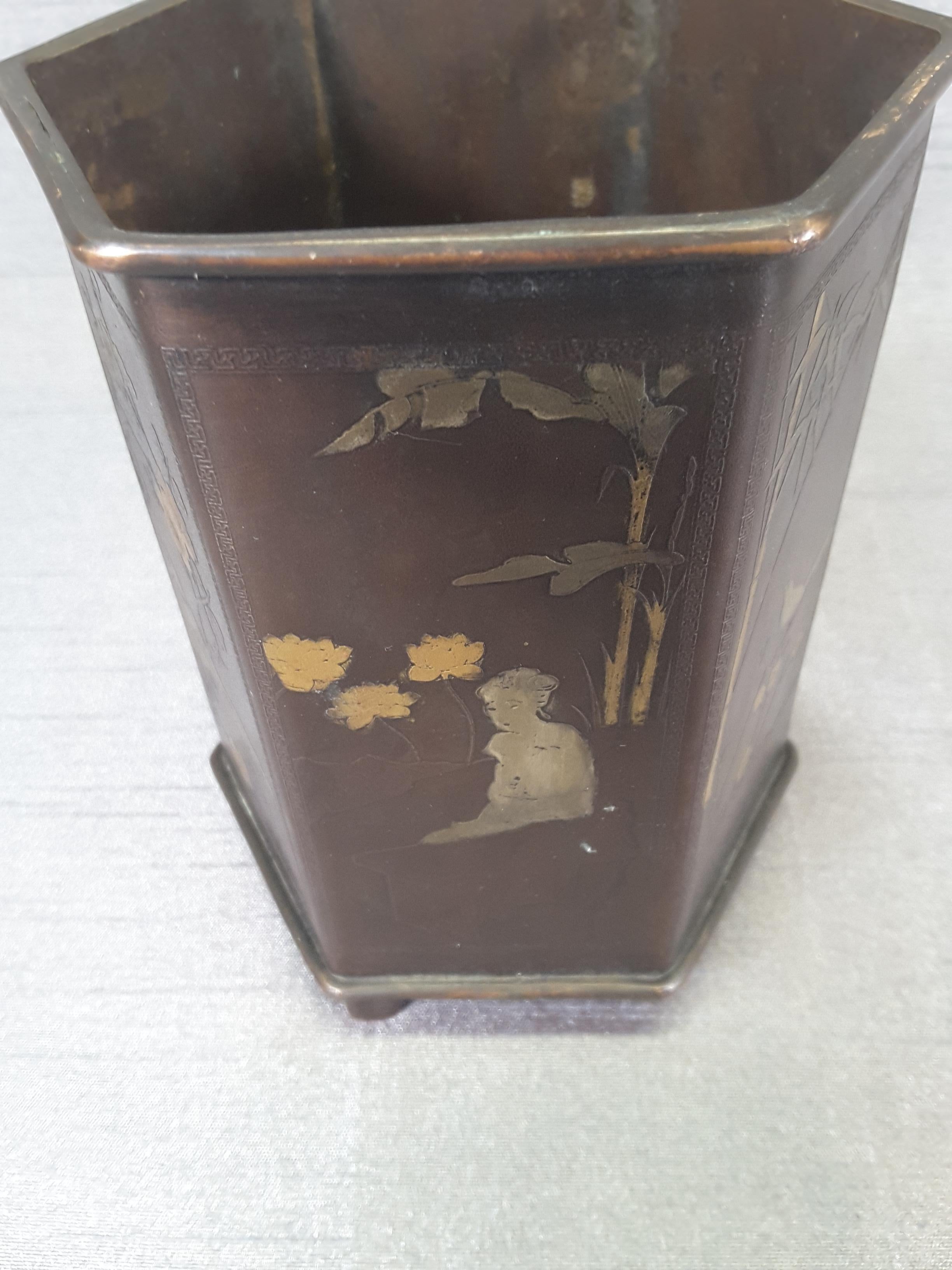 Jardinière ou pot à pinceaux Bonsai en bronze et métal mélangé signé de la période Meiji en vente 8