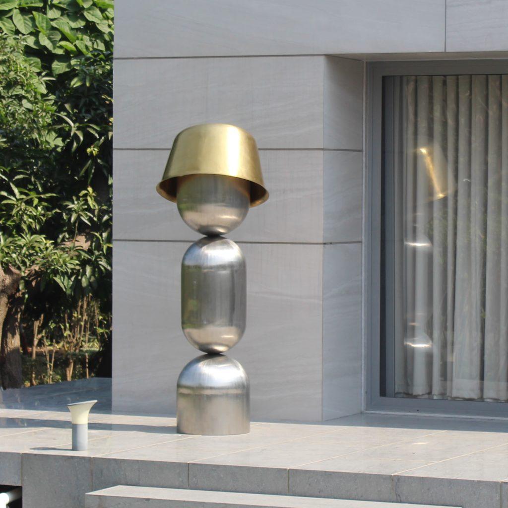Altro Scultura da terra Meiso di WANAS in vendita