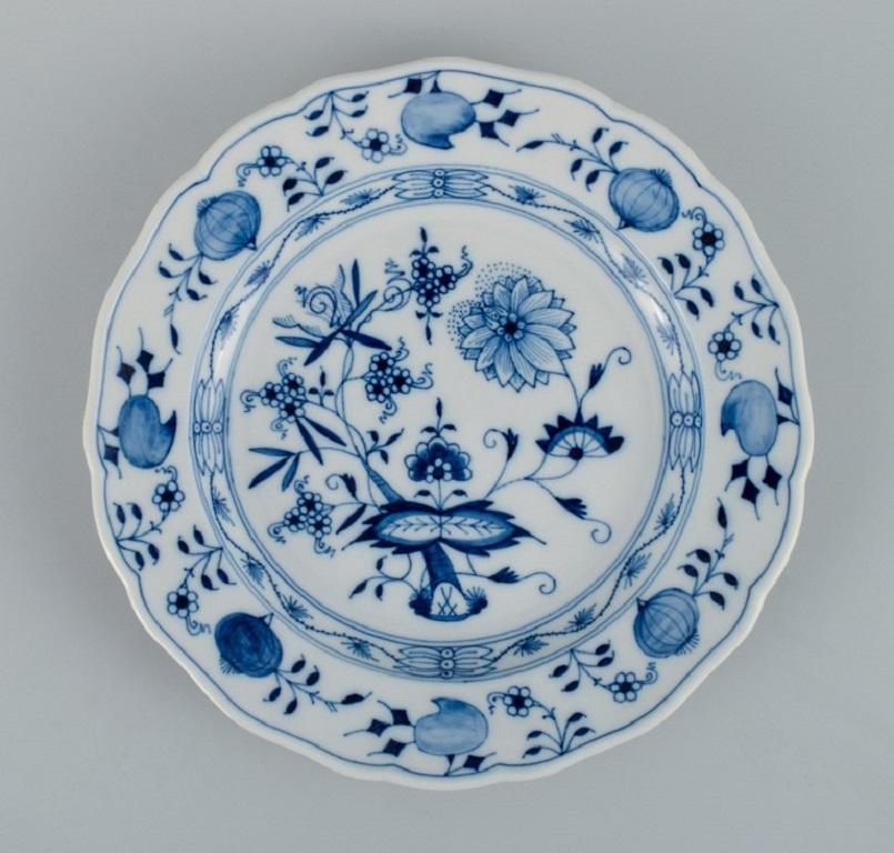 Early 20th Century Meissen, a Set of Six Blue Onion Dinner Plates, circa  1900