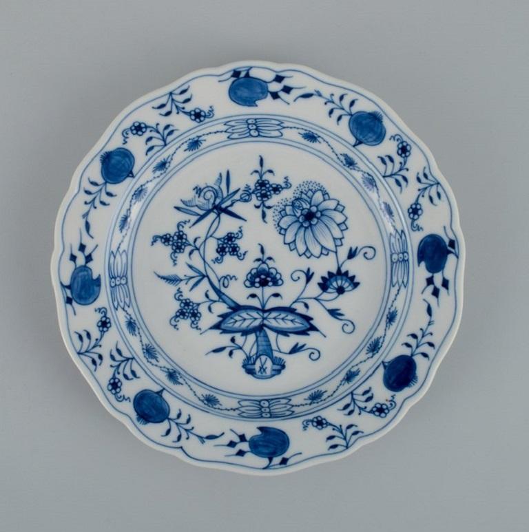 Early 20th Century Meissen, a Set of Six Blue Onion Lunch Plates, circa 1900
