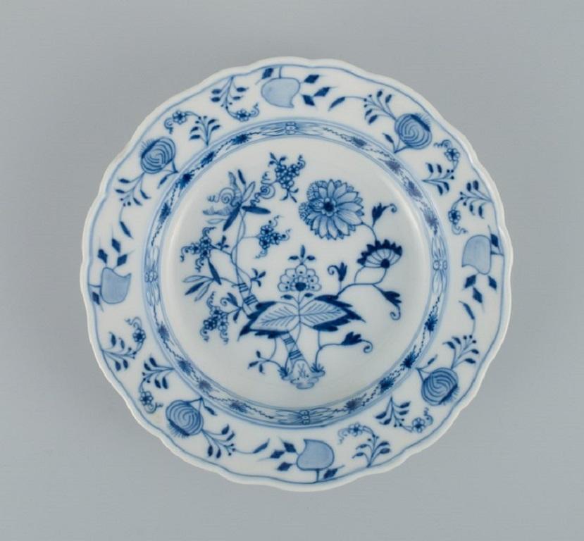 German Meissen, a Set of Three Deep Plates, Hand Painted, Blue Onion. Late 19th Century For Sale