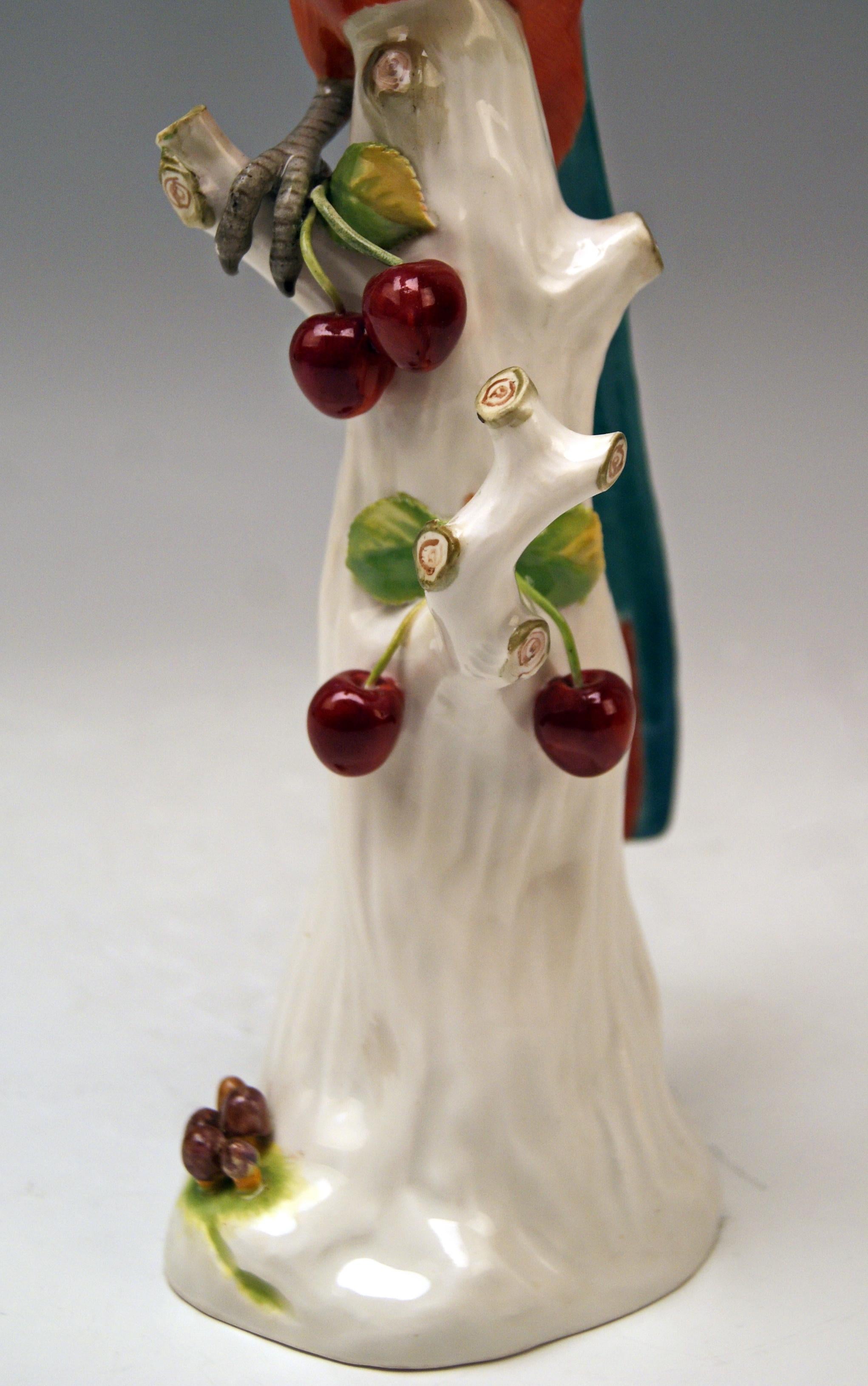 Meissen Animal Figurine Parrot with Cherries Model 20x Kaendler Made circa 1870 In Good Condition In Vienna, AT