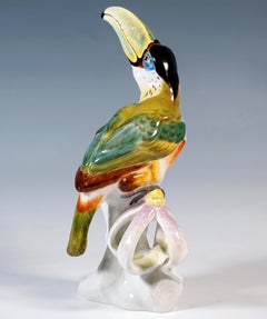 Meissen Animal Figurine, Toucan On A Traa Trunk, by Paul Walther, 20th Century