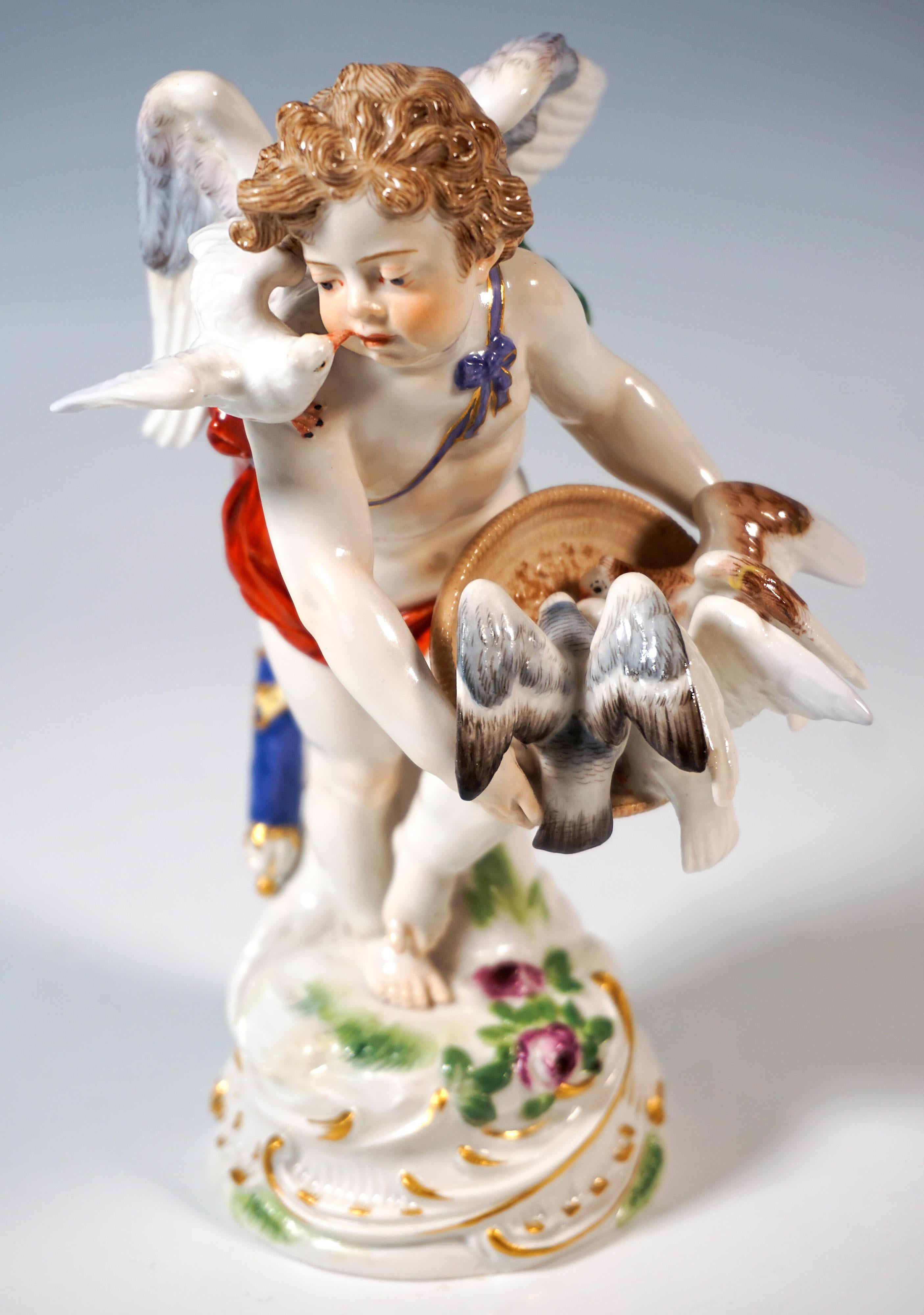 Porcelain Meissen Art Nouveau Figure 'Cupid Feeding Pigeons', Paul Helmig, Germany Ca 1900 For Sale