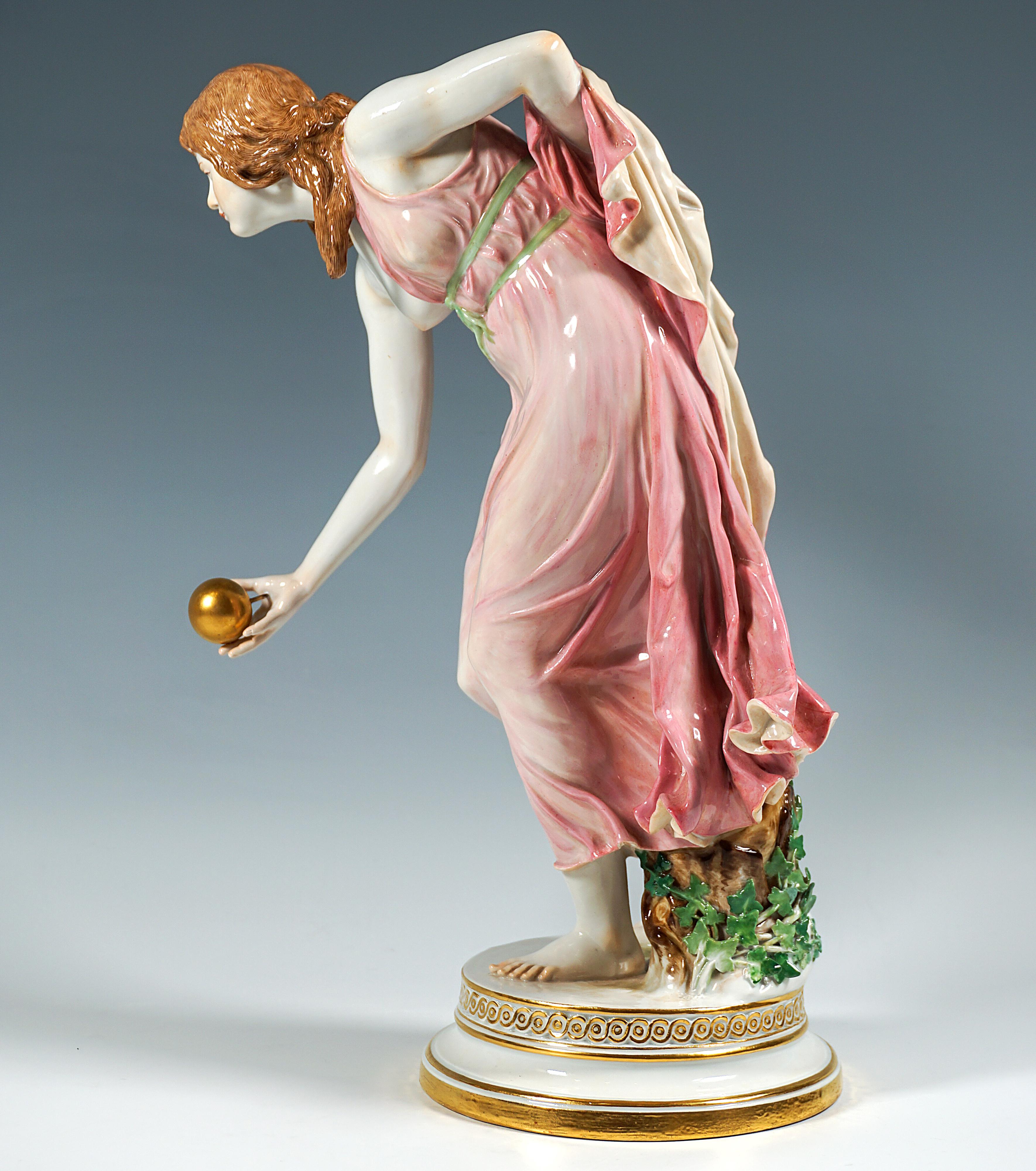 Figurilla Art Nouveau de Meissen, Joven jugadora de pelota de Walter Schott, hacia 1900 Hecho a mano