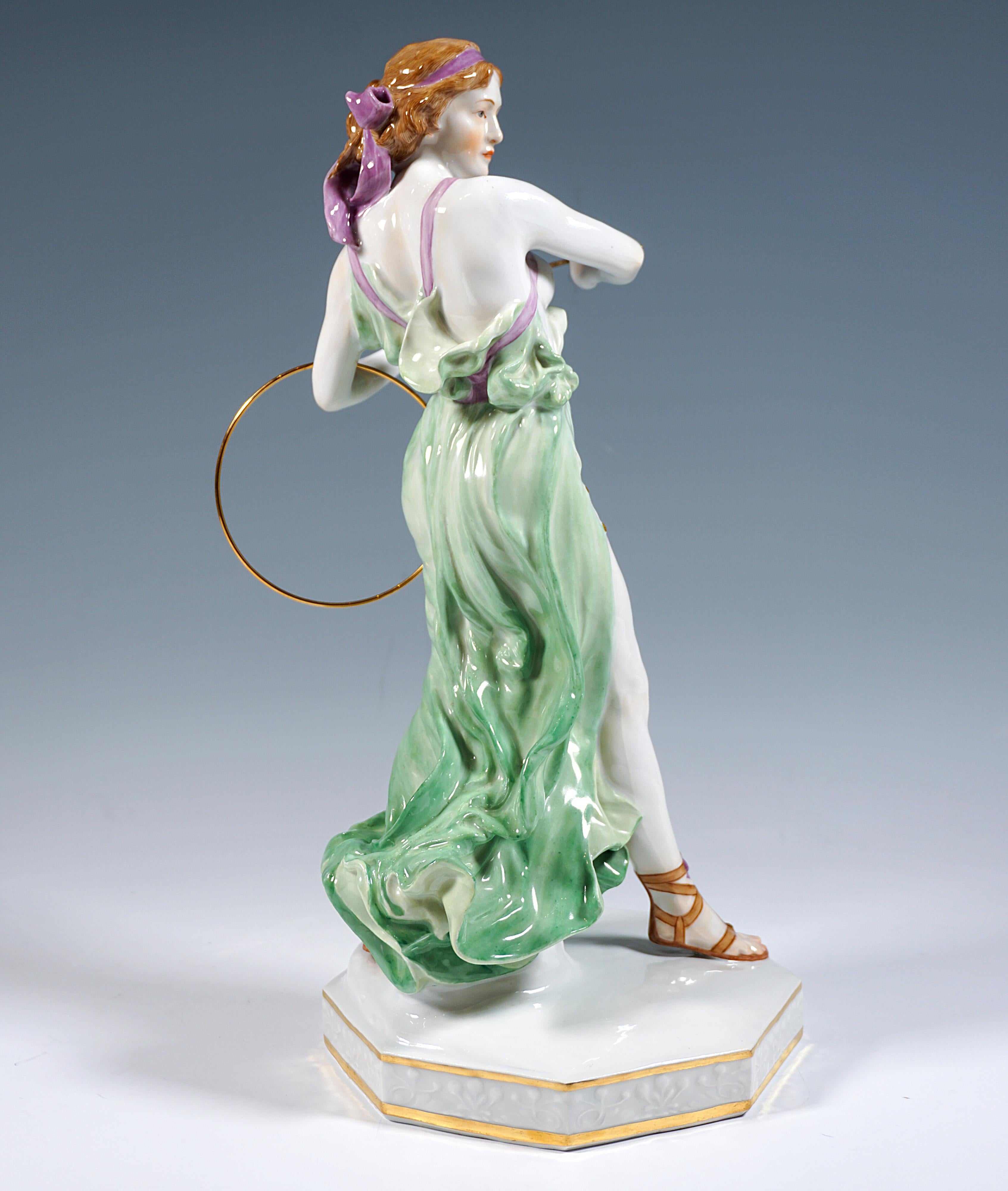 Early 20th Century Meissen Art Nouveau Figurine Young Lady Ring Thrower, by R. Boeltzig, 1910