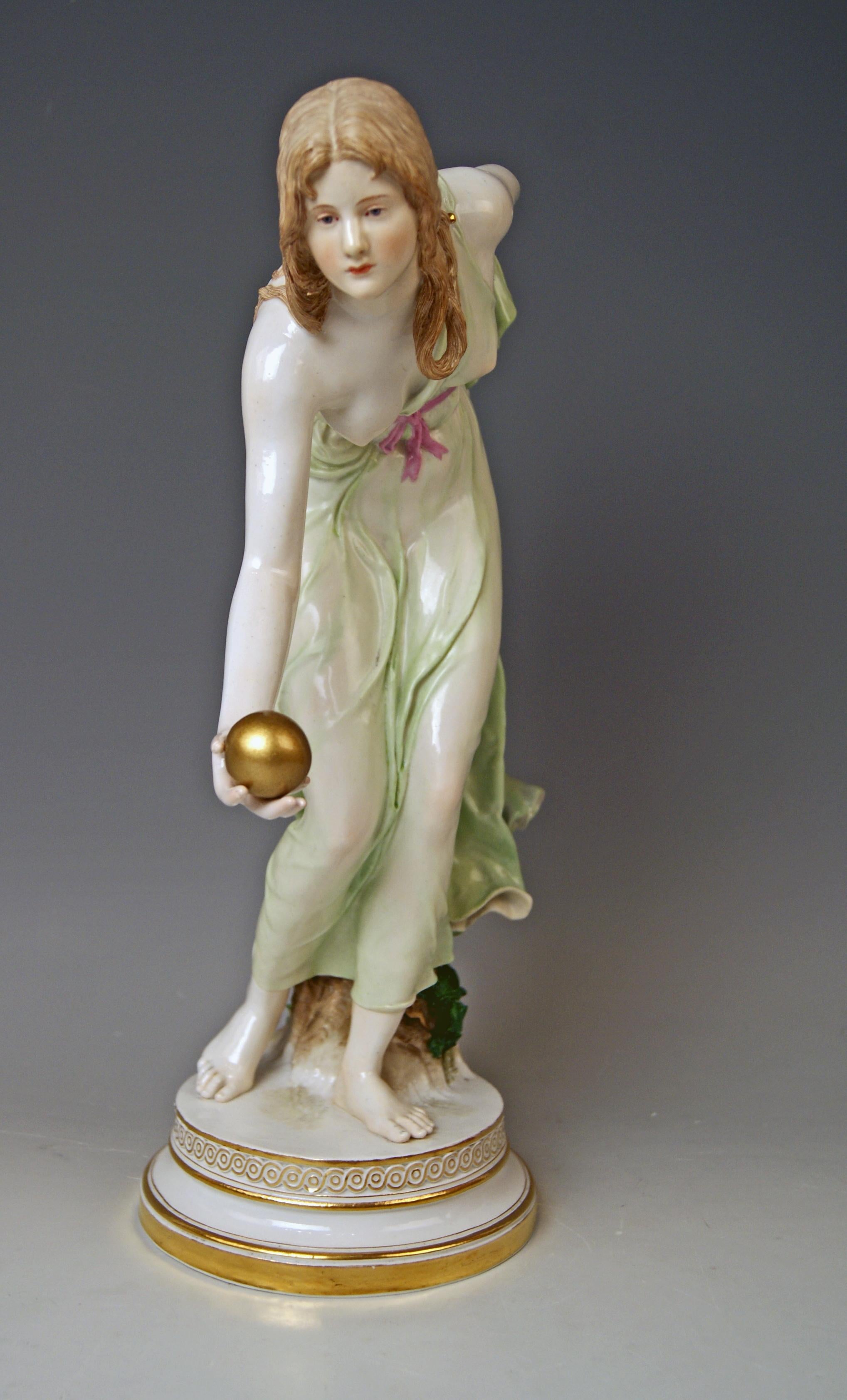 Early 20th Century Meissen Art Nouveau Girl Playing Bowls by Walter Schott, circa 1900