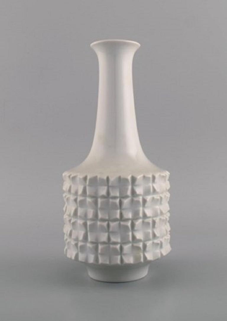 Meissen blanc de chine vase, 1960s.
Measures: 24 x 11.5 cm.
In excellent condition.
Stamped.
1st factory quality.
