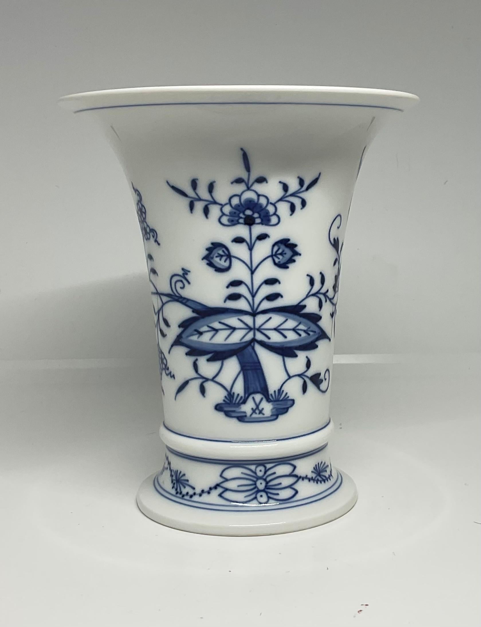 Hand-Painted Meissen Blue and White Chinoiserie Porcelain Trumpet Vase