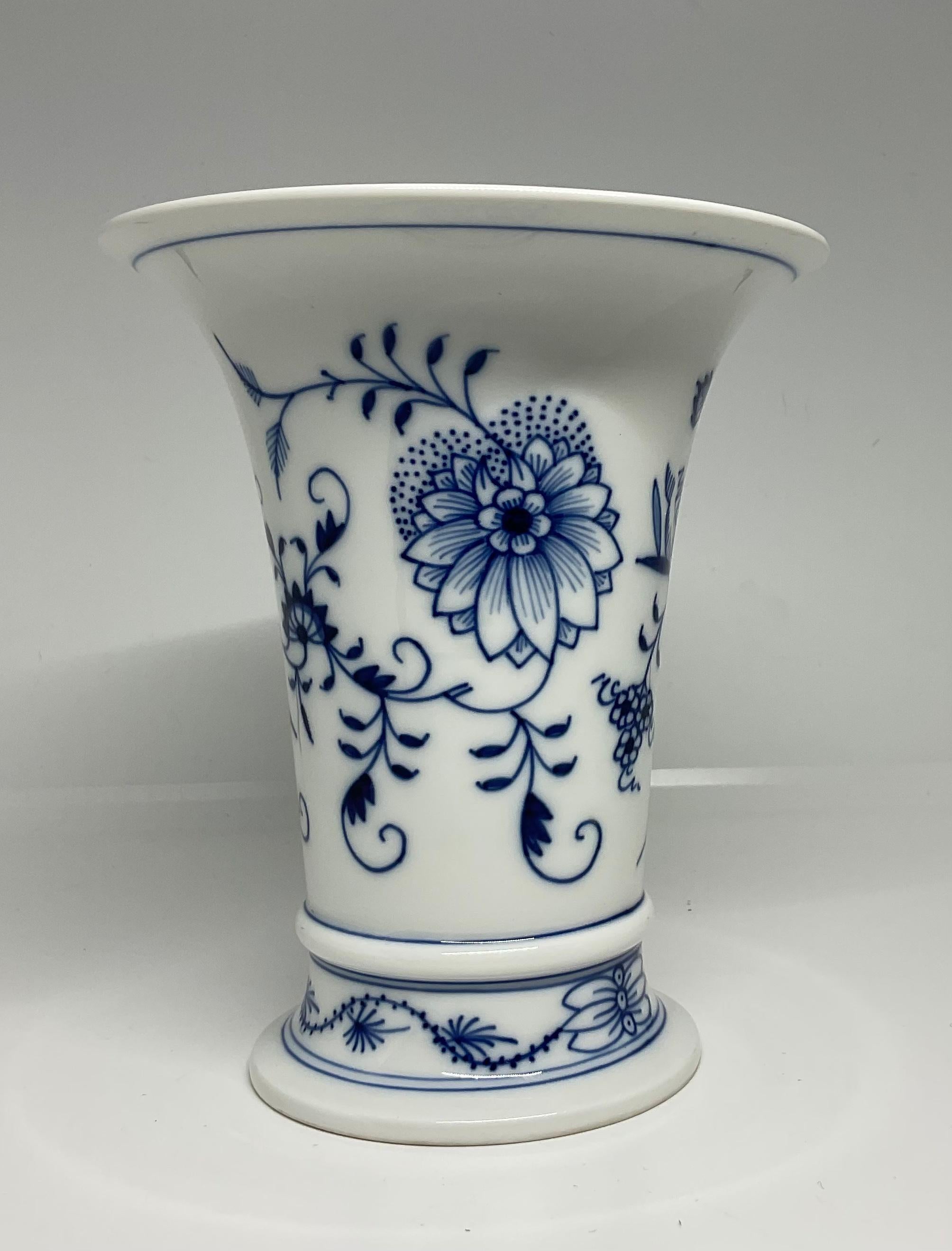 20th Century Meissen Blue and White Chinoiserie Porcelain Trumpet Vase
