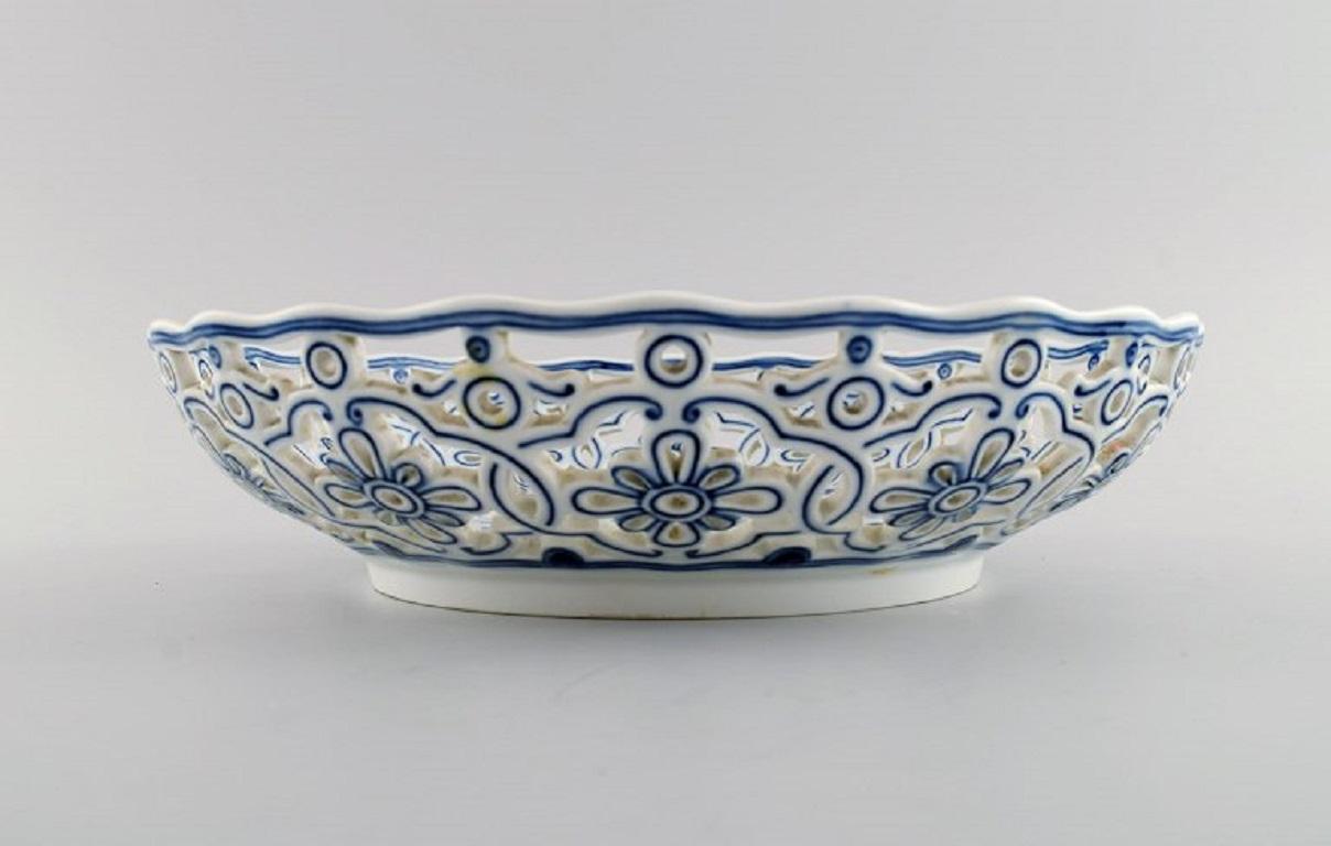 blue onion china