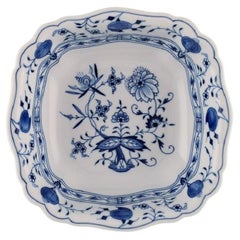 Meissen Blue Onion Bowl in Hand-Painted Porcelain, Early 20th C.