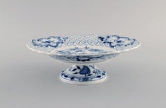 Meissen Blue Onion Compote in Openwork Porcelain, Early 20th Century