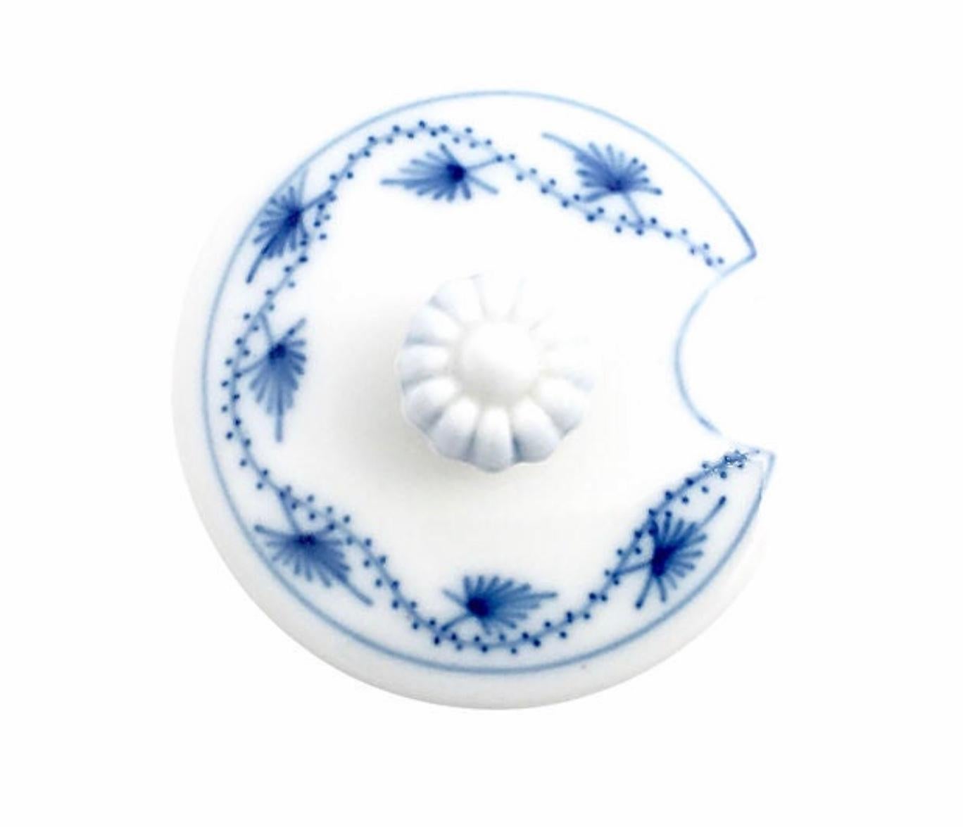 Porcelain Meissen Blue Onion Condiment Jar For Sale