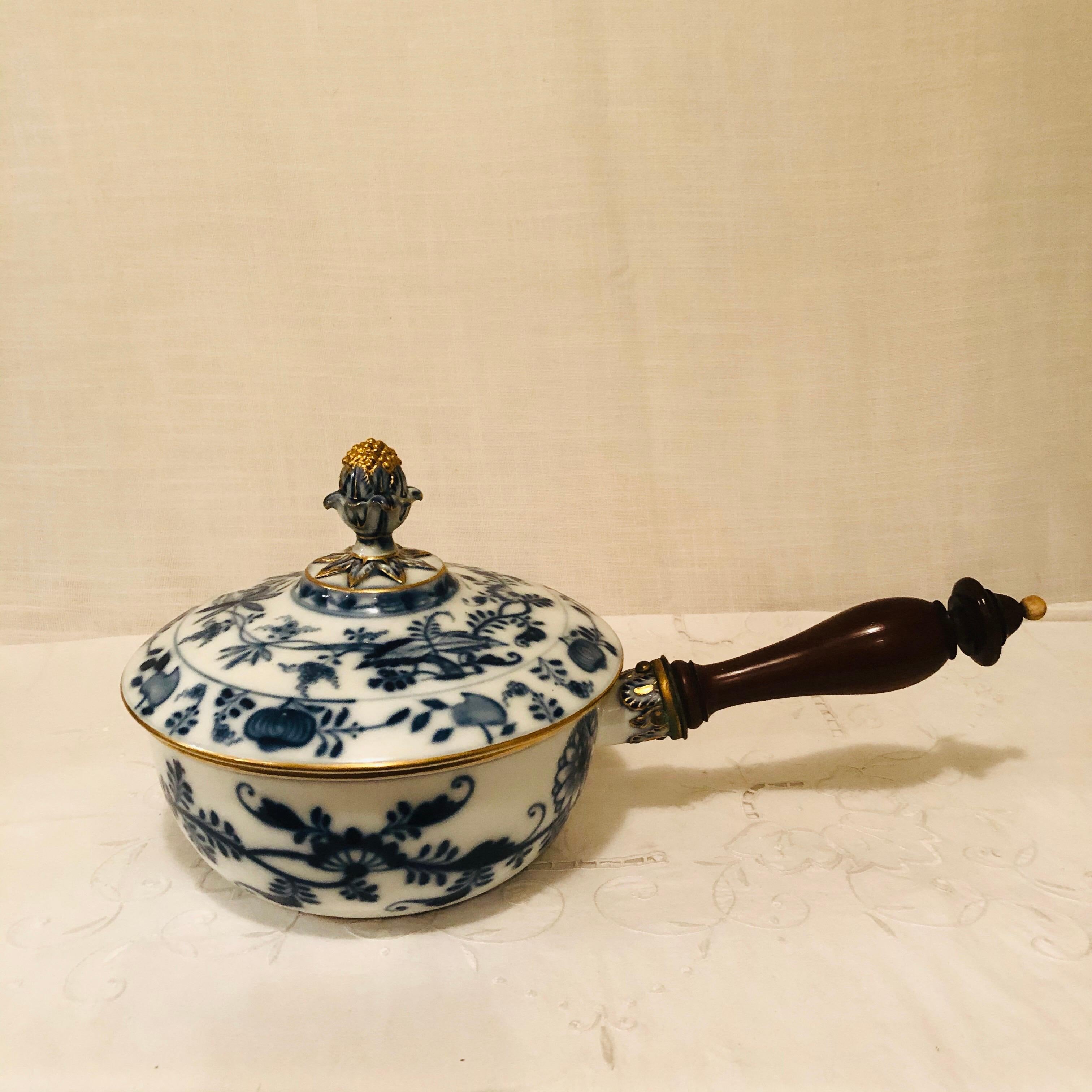 Hand-Painted Meissen Blue Onion Covered Serving Bowl or Pot with Wooden Handle For Sale