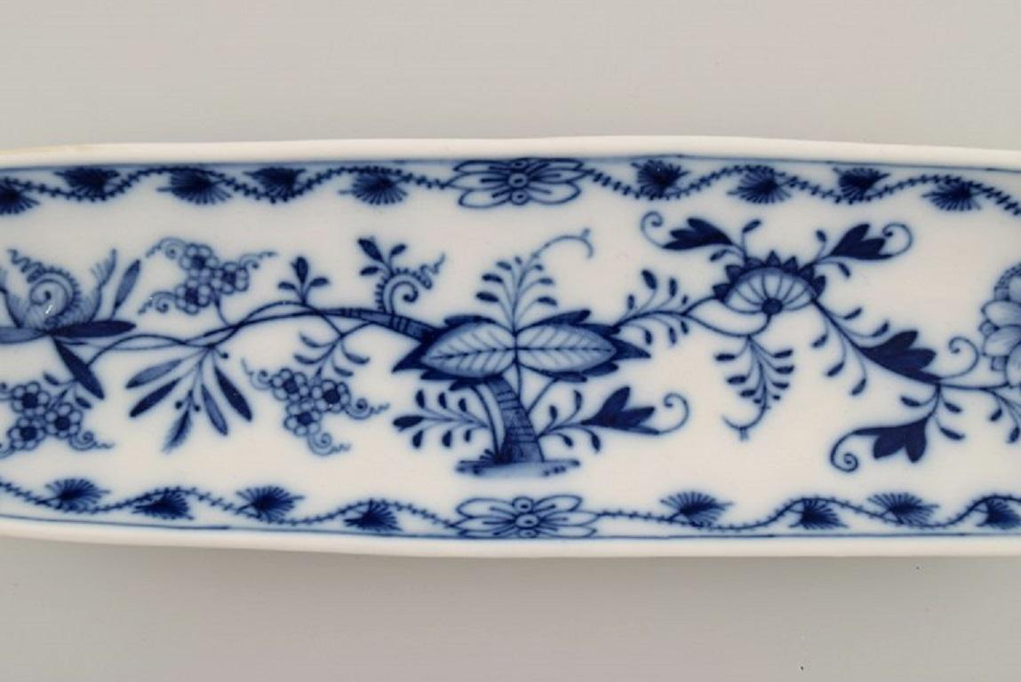 German Meissen Blue Onion Inkwell and Pen Tray in Hand-Painted Porcelain, Approx. 1900