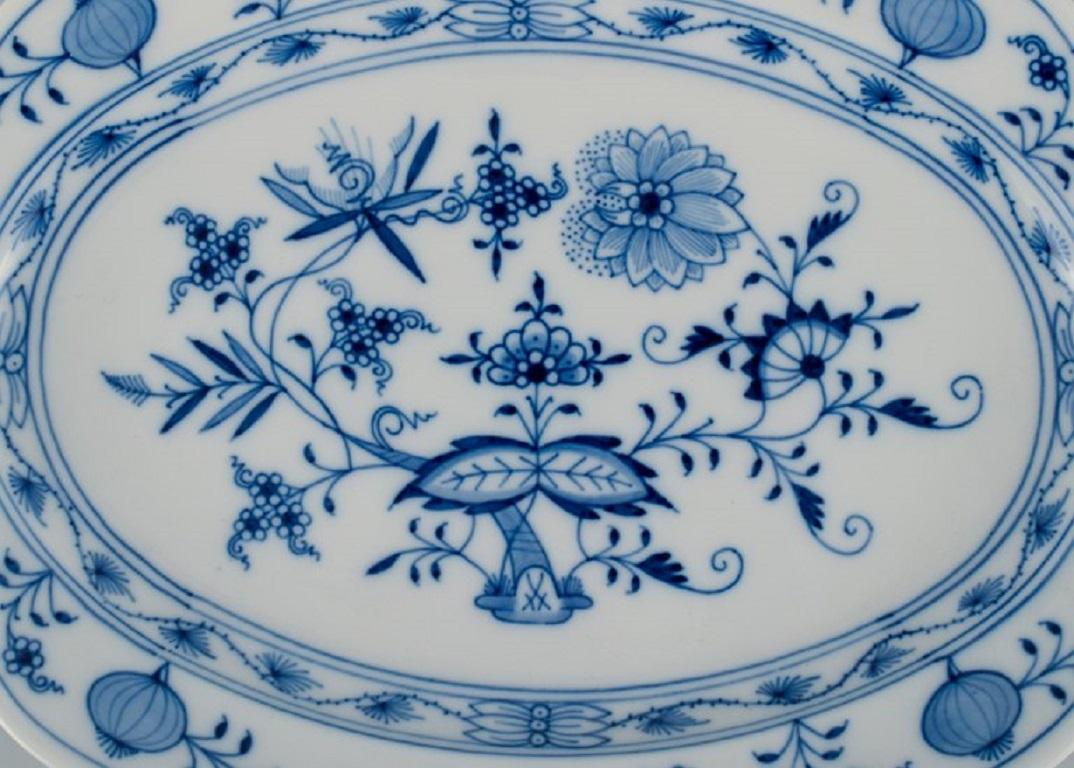 Hand-Painted Meissen, Blue Onion Oval Dish, circa 1900 For Sale