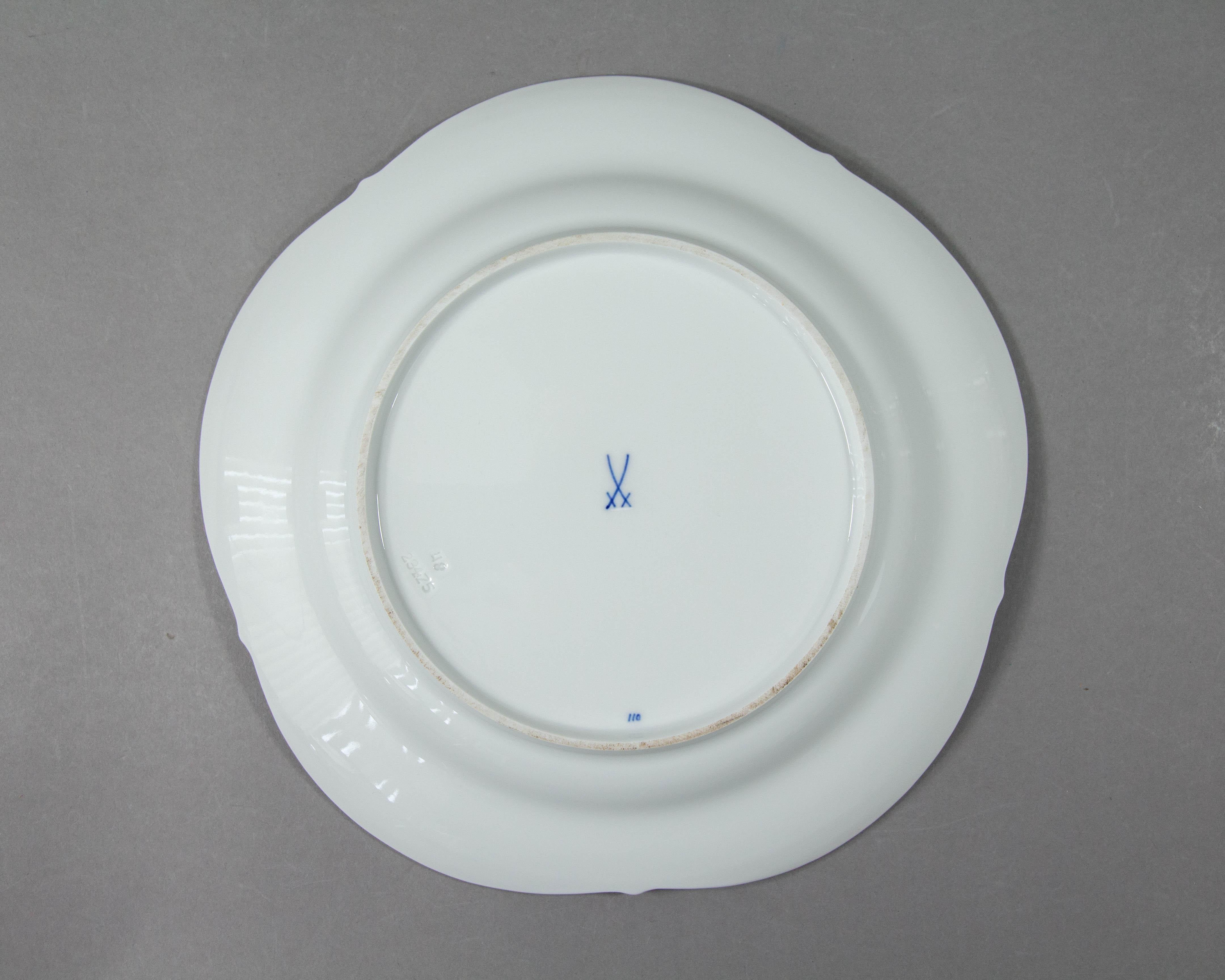 20th Century Meissen, Blue Orchid, Dinner Plate For Sale