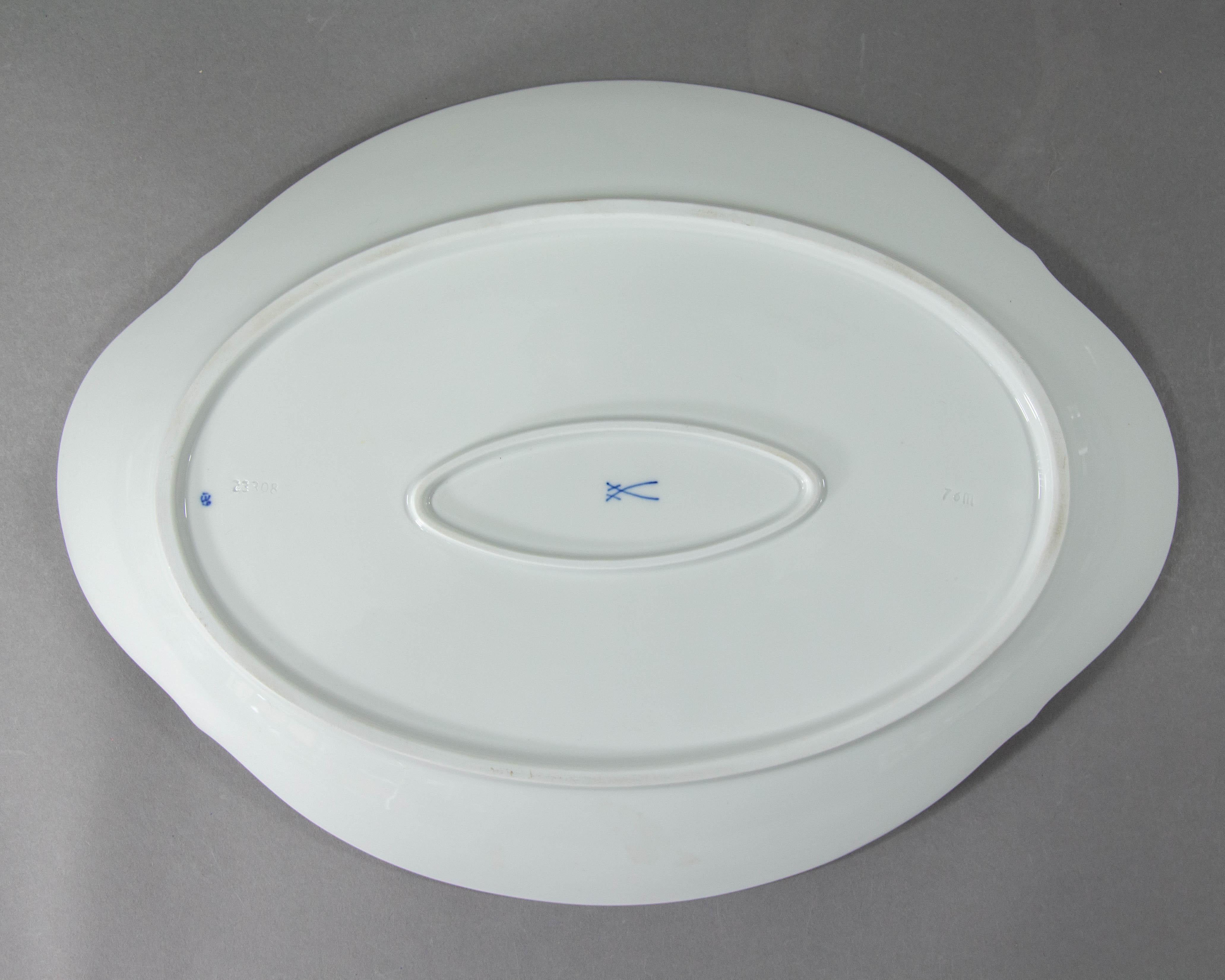 20th Century Meissen - Blue Orchid - Oval Serving Dish For Sale