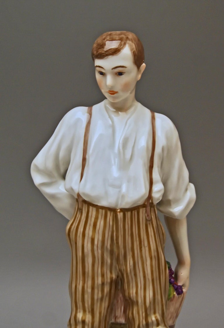 Hand-Painted Meissen Boy and Dosser with Winegrapes by Theodore Eichler Model W 129 For Sale