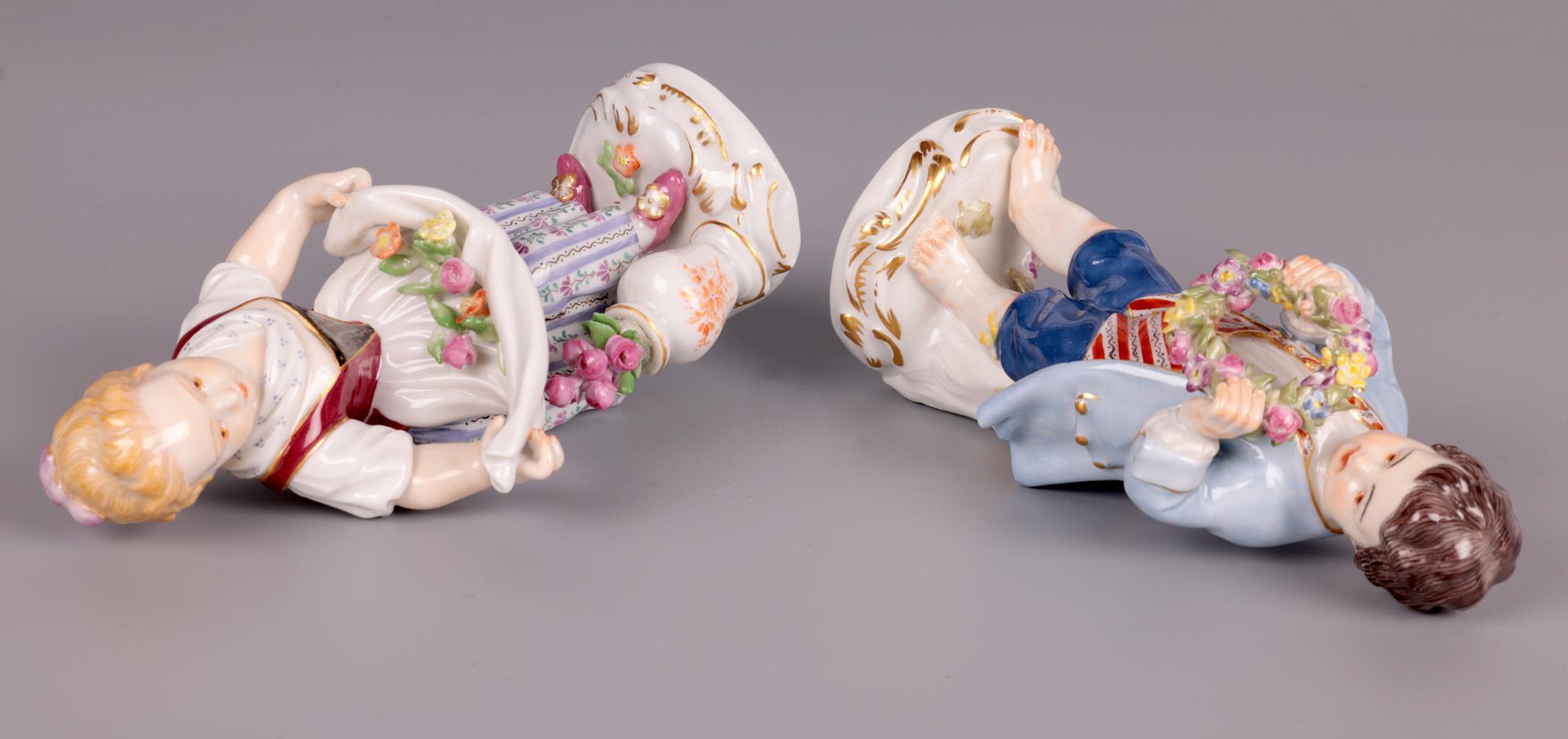 Meissen Boy & Girl Porcelain Figures with Flowers In Good Condition For Sale In Bishop's Stortford, Hertfordshire