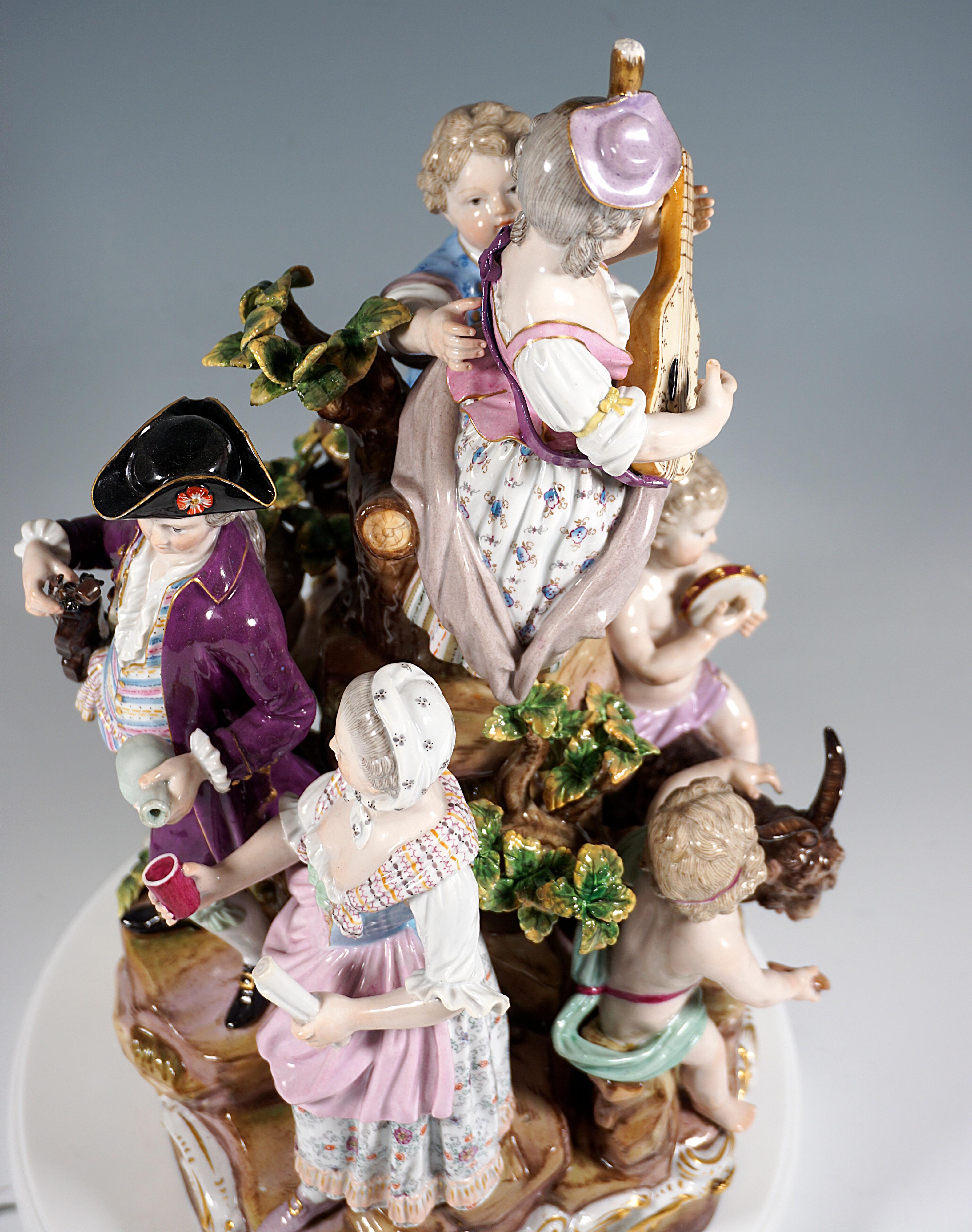 Figurines de festival bucoliques de Meissen chérubins deux musiciens acier, C 59, 1870 en vente 6