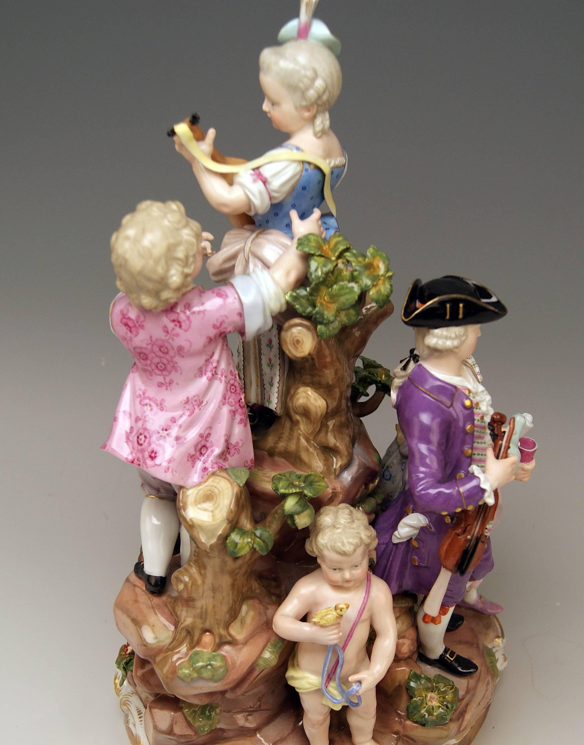 Porcelain Meissen Bucolic Festival Figurines Cherubs Couple Musicians Acier, C 59, 1870 For Sale