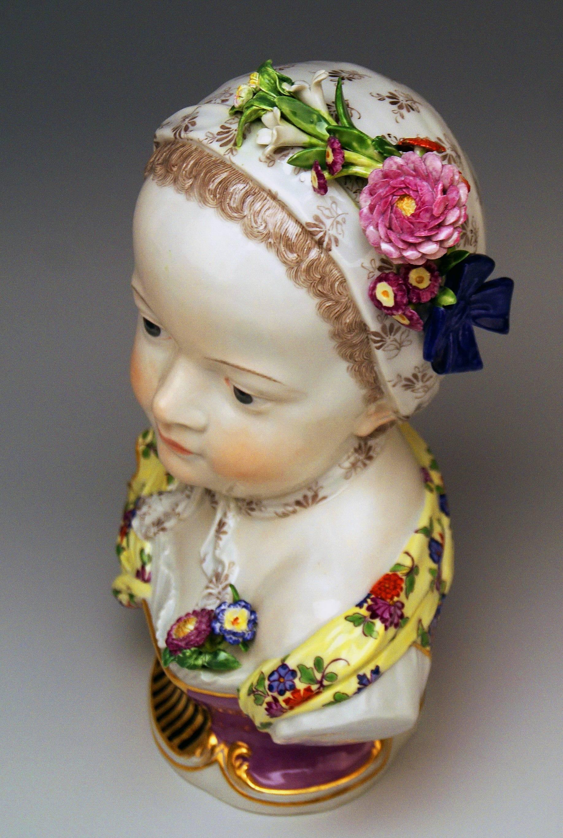 Allemand Buste de Meissen représentant une princesse bourbon modèle 2744 de Kaendler:: vers 1860-1870