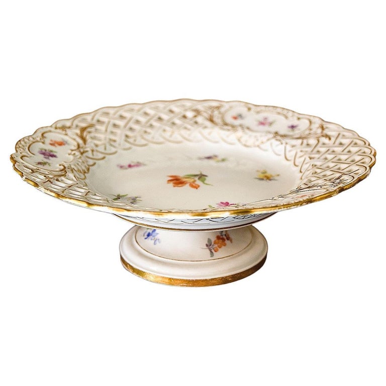 Meissen Cake Stand For Sale at 1stDibs