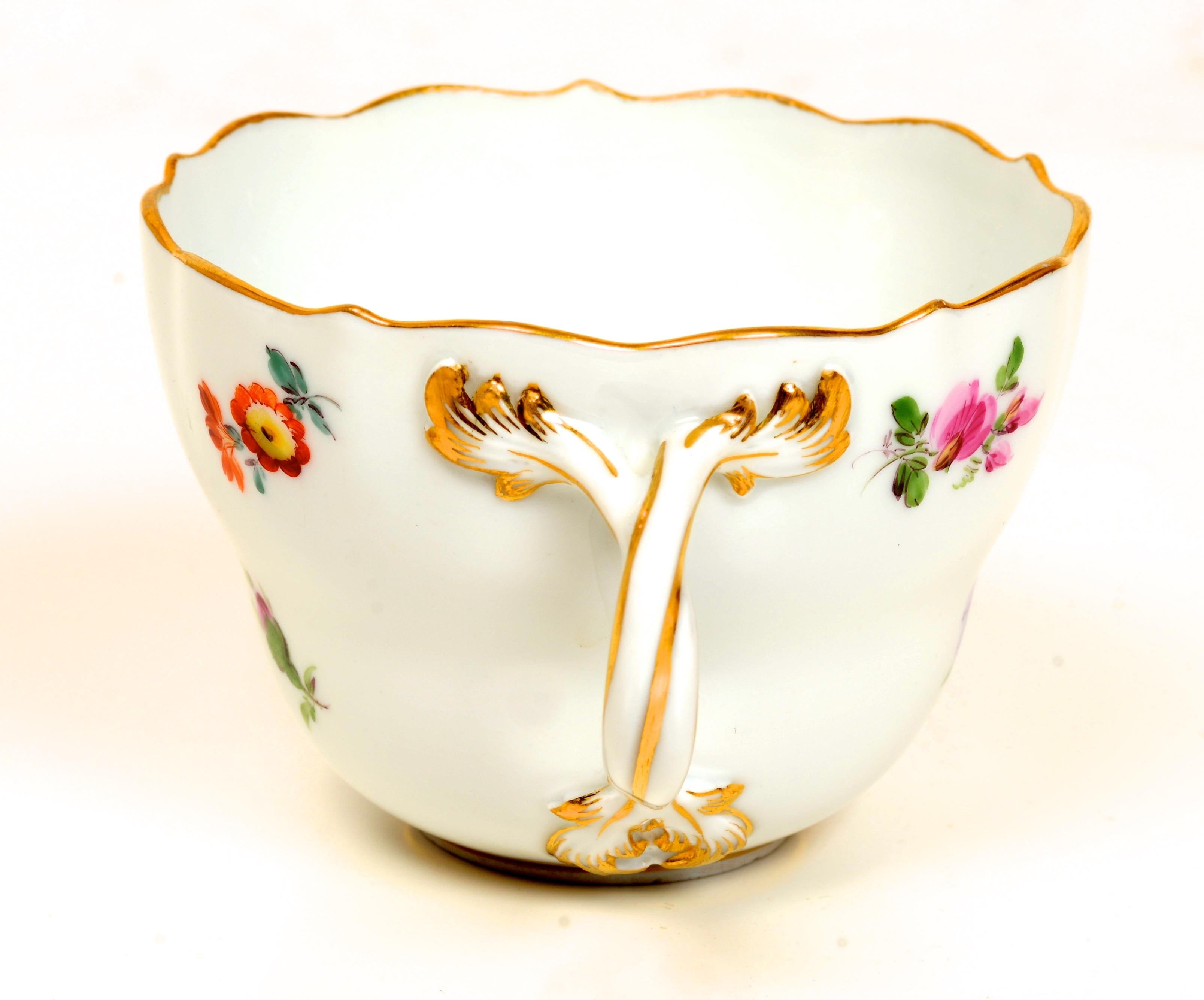 Meissen Classic Scattered Flowers 10 Piece Tea Set, Late 19thc/Early 20th C In Excellent Condition In valatie, NY