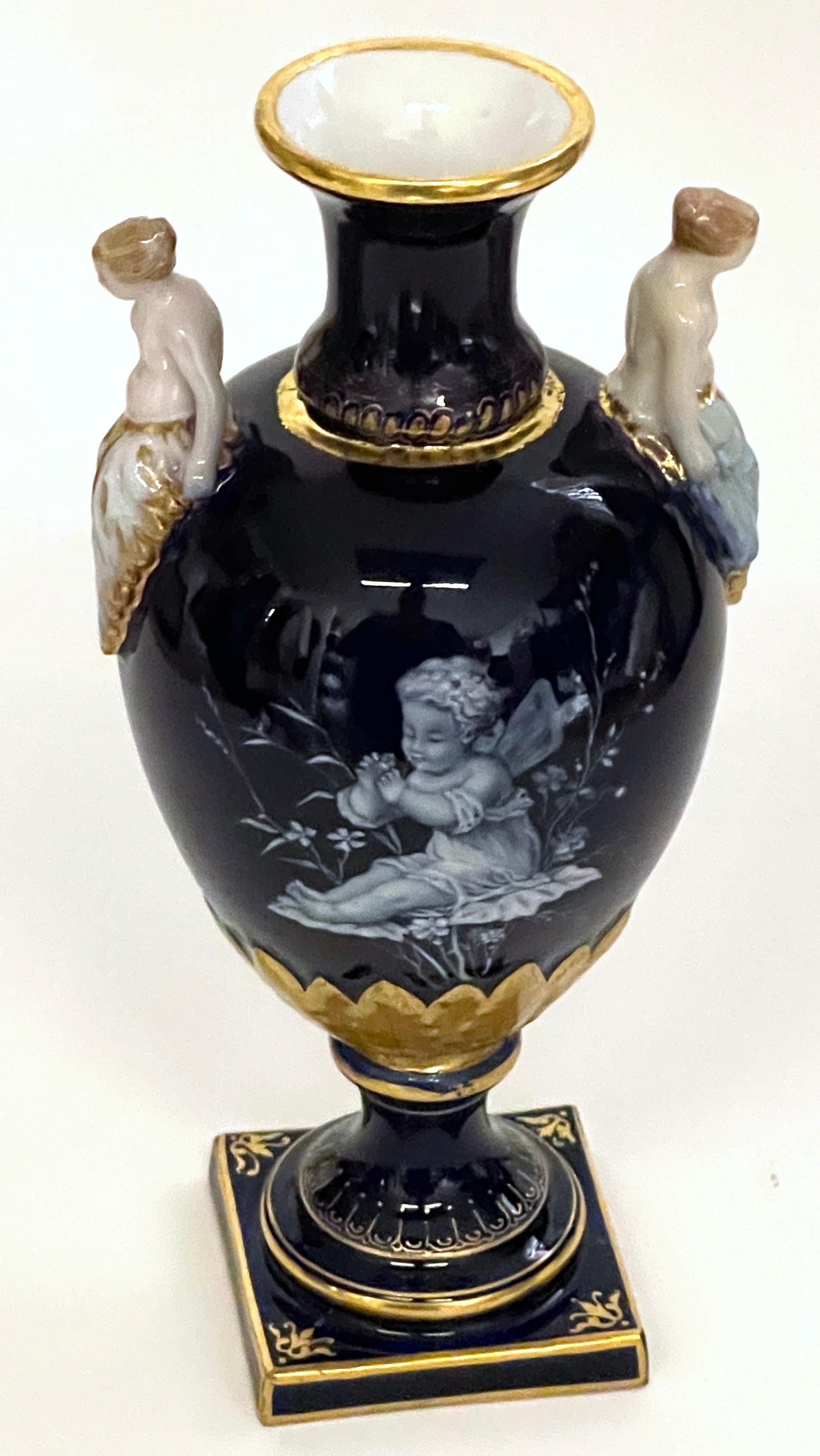Hand-Painted Meissen Cobalt Ground Pâte-sur-pâte Figural Vase, Attributed to Leuteritz For Sale