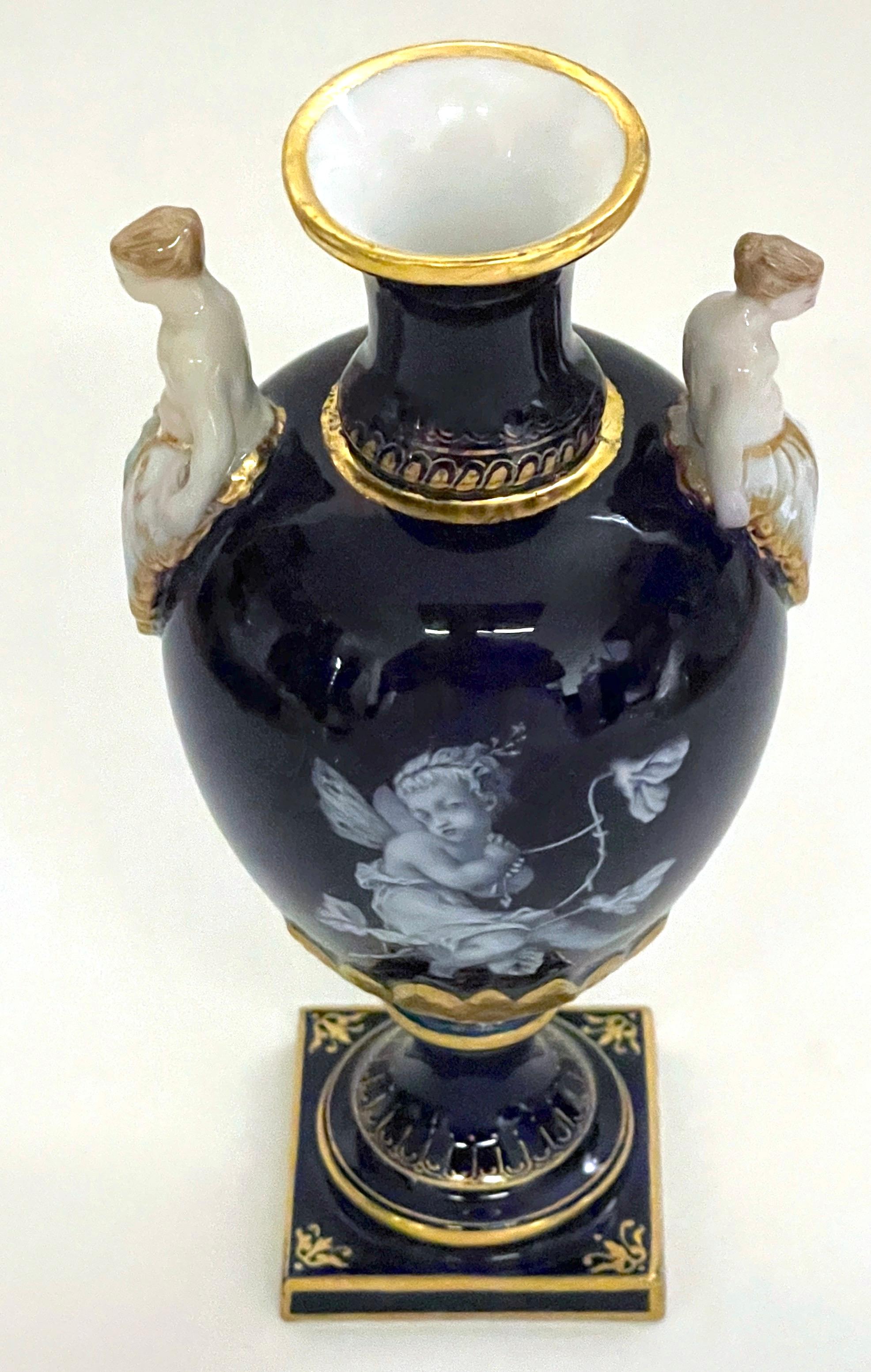 Meissen Cobalt Ground Pâte-sur-pâte Figural Vase, Attributed to Leuteritz In Good Condition For Sale In West Palm Beach, FL
