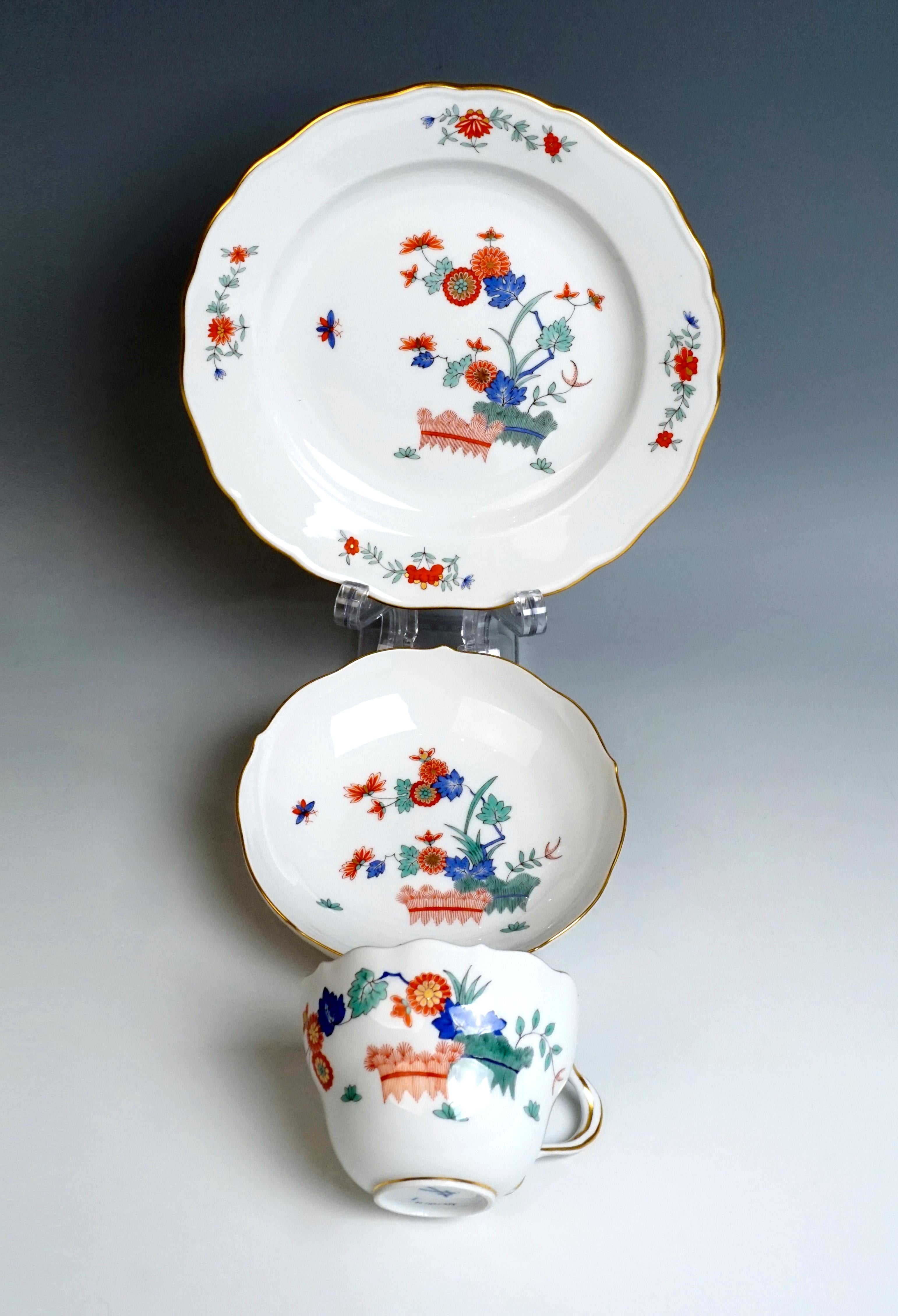 Meissen Coffee and Tee Set With Dessert Plates Chinese Straw Decor 6 People In Good Condition In Vienna, AT